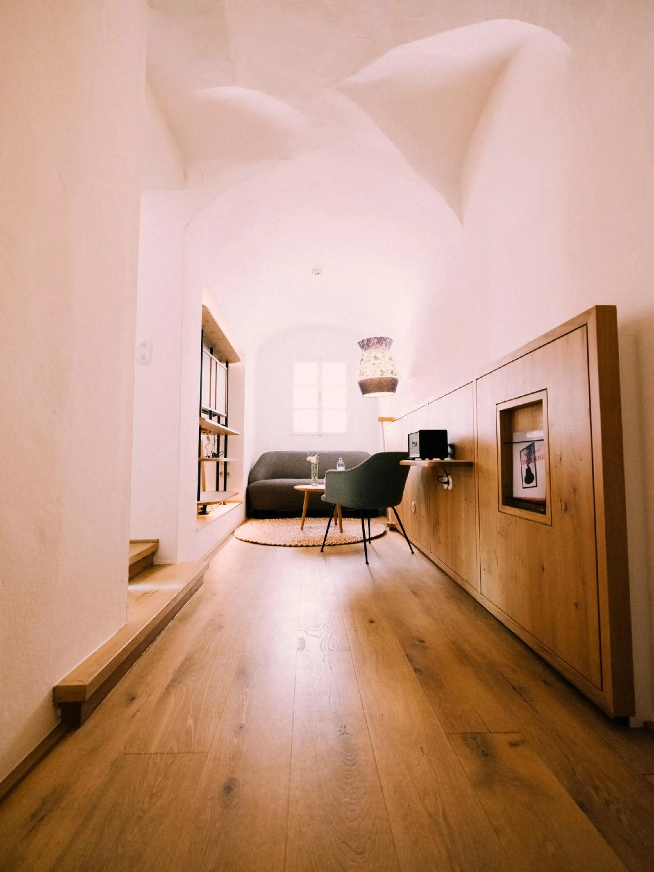 Seating area in artHotel Blaue Gans