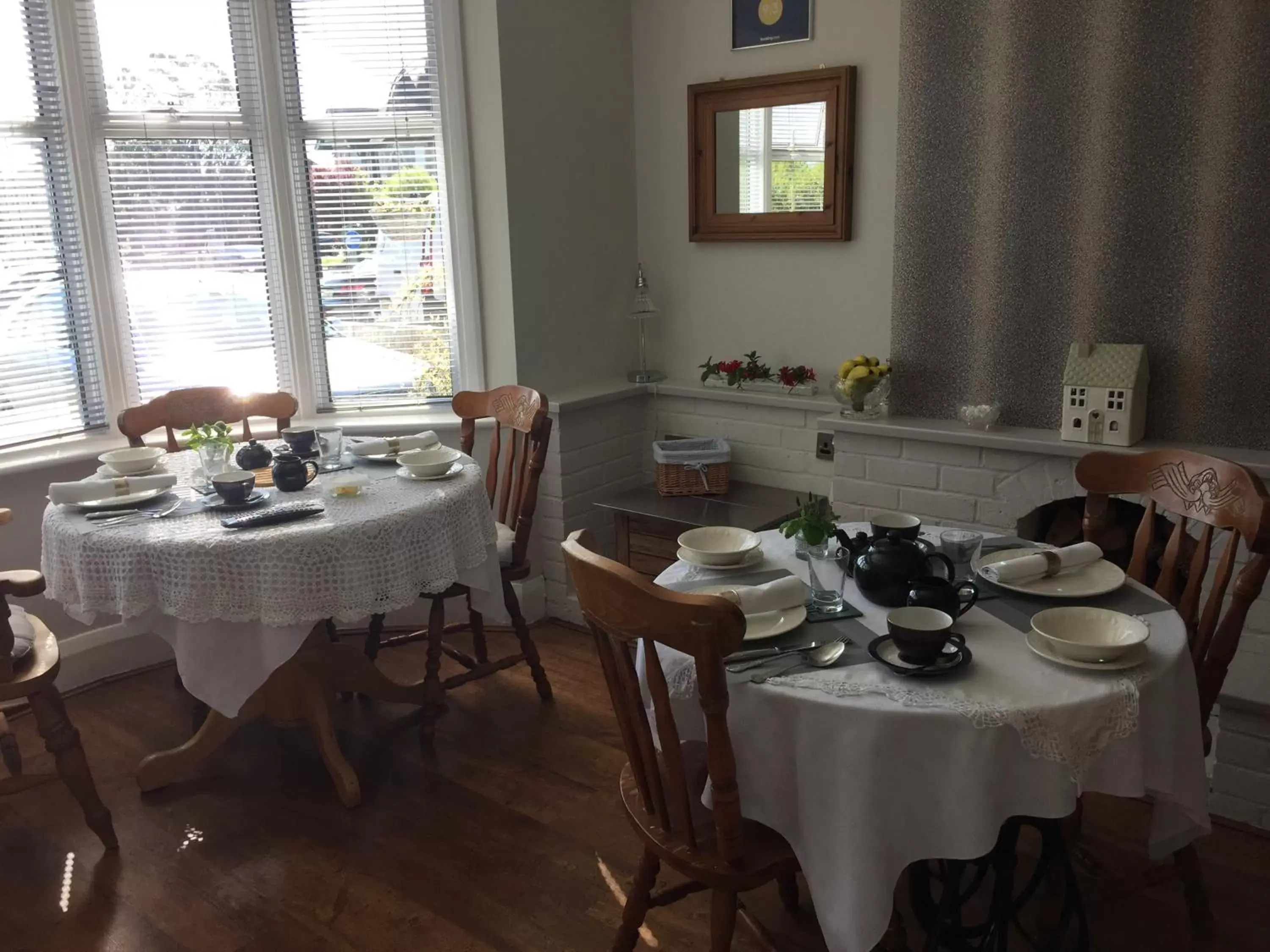 Dining area, Restaurant/Places to Eat in Southend Airport Bed & Breakfast