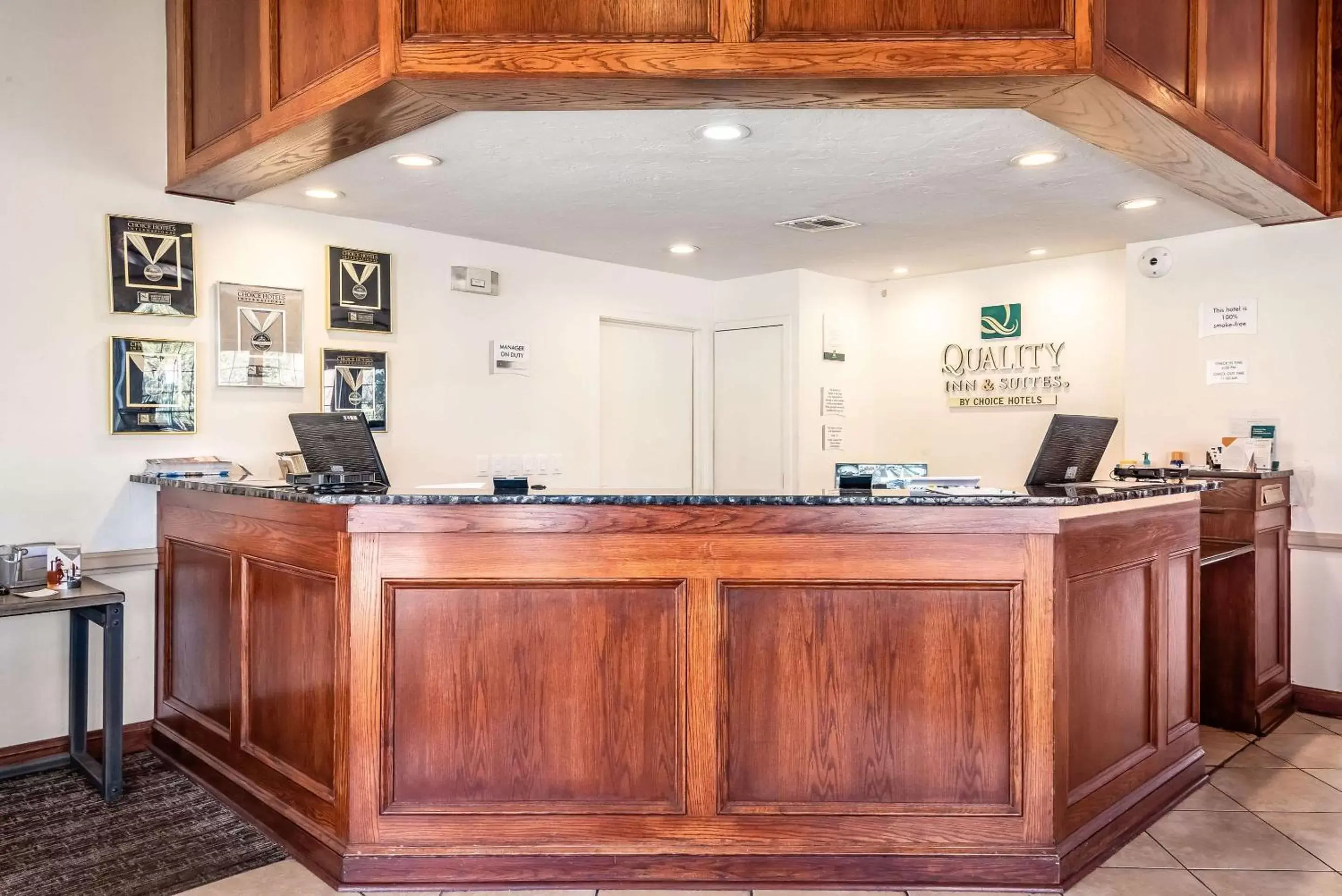 Lobby or reception, Lobby/Reception in Quality Inn & Suites Garden Of The Gods