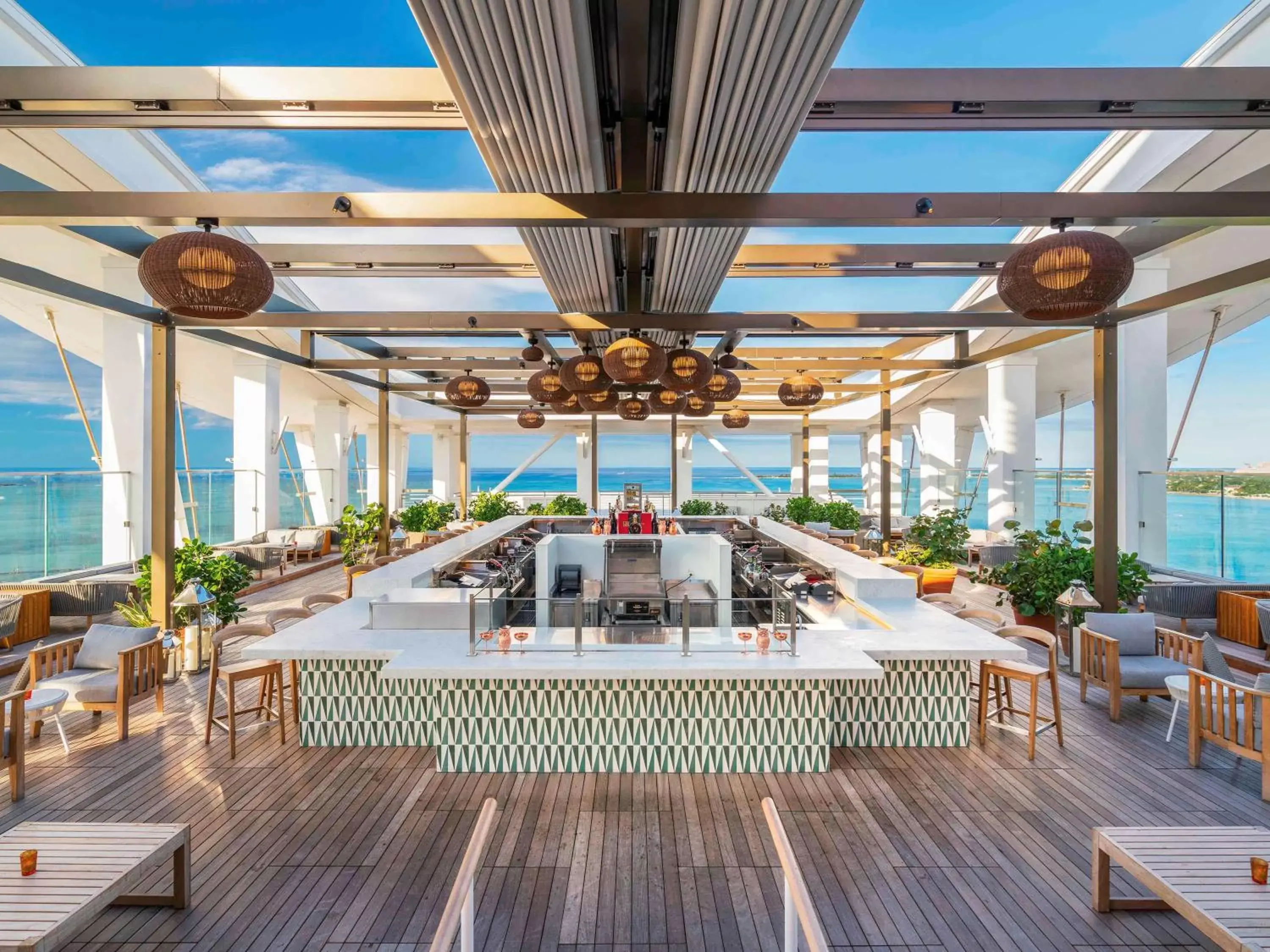 Restaurant/Places to Eat in SLS at Baha Mar