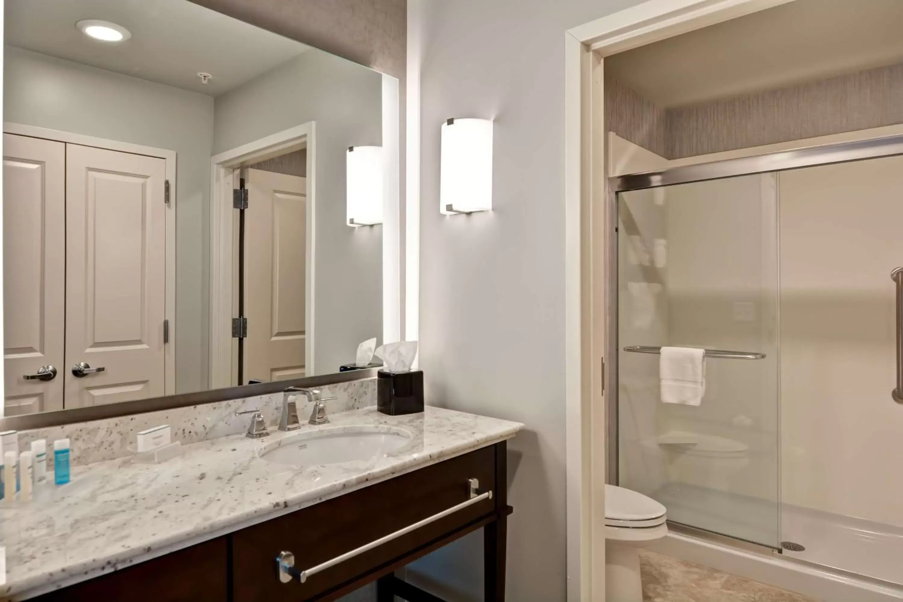 Bathroom in Homewood Suites By Hilton New Hartford Utica