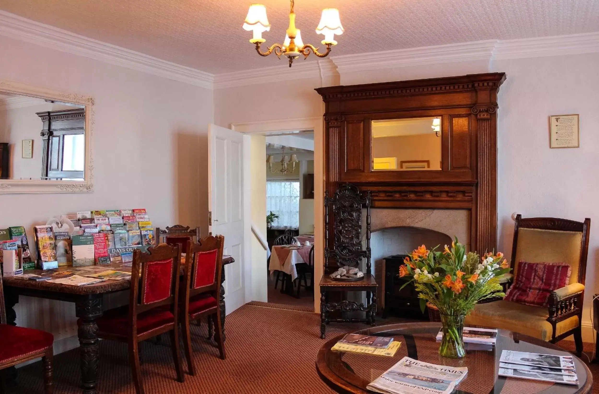 Living room, Restaurant/Places to Eat in Kersbrook Guest Accommodation