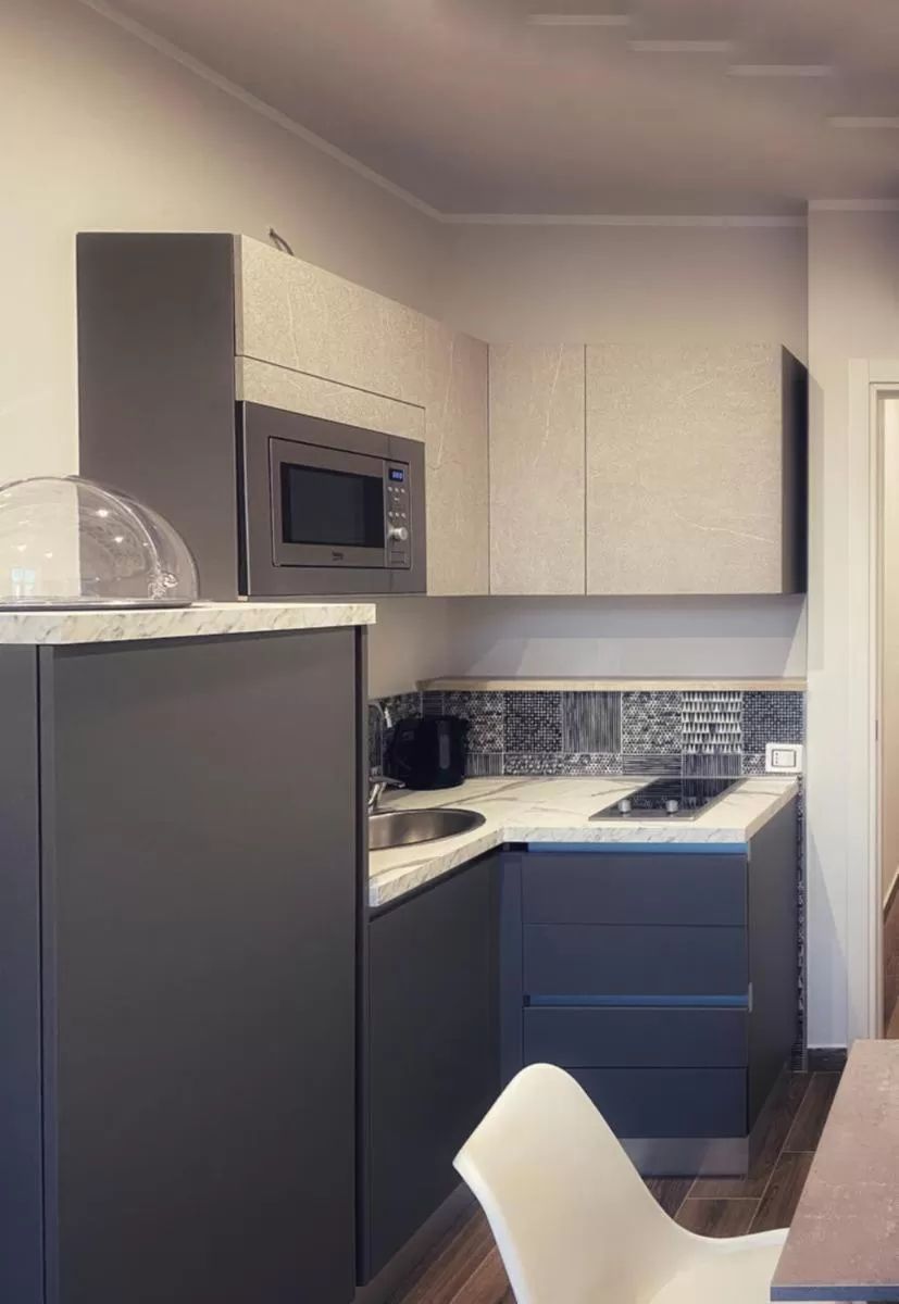 Kitchen/Kitchenette in Lumarooms B&B