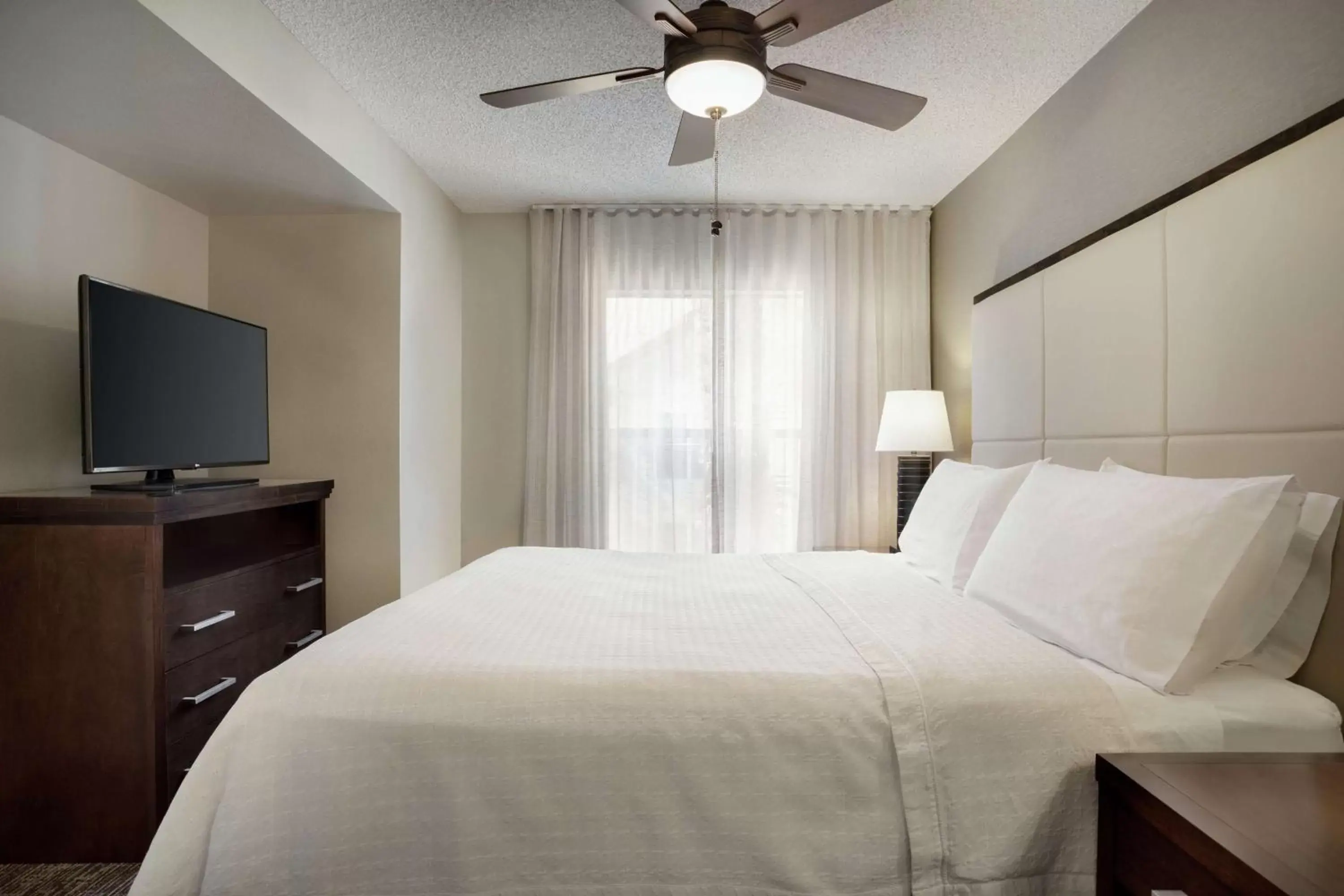 Bedroom, Bed in Homewood Suites by Hilton Phoenix-Chandler