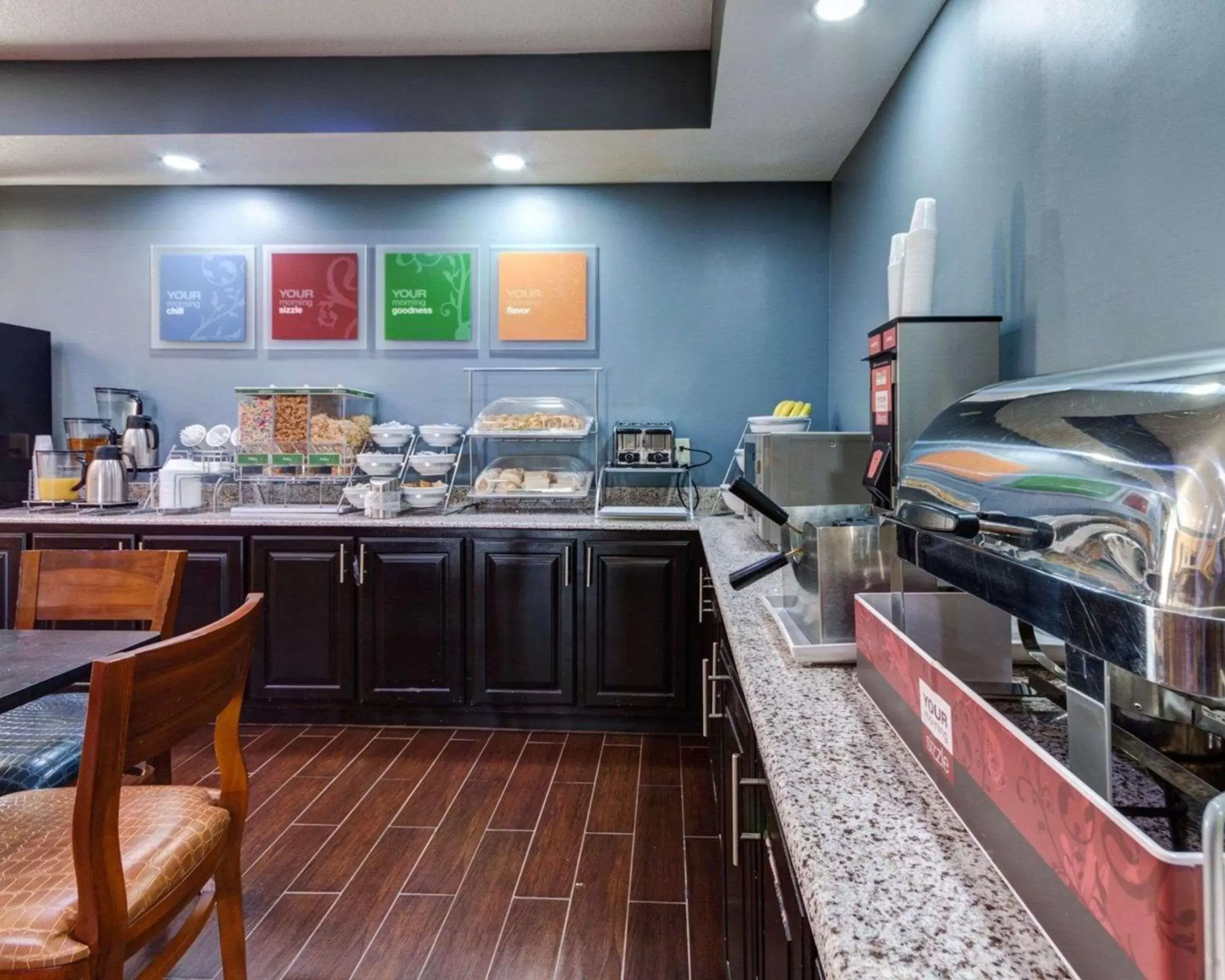 Restaurant/places to eat in Comfort Suites Lake Ray Hubbard Restaurant/places to eat in Comfort Suites Lake Ray Hubbard