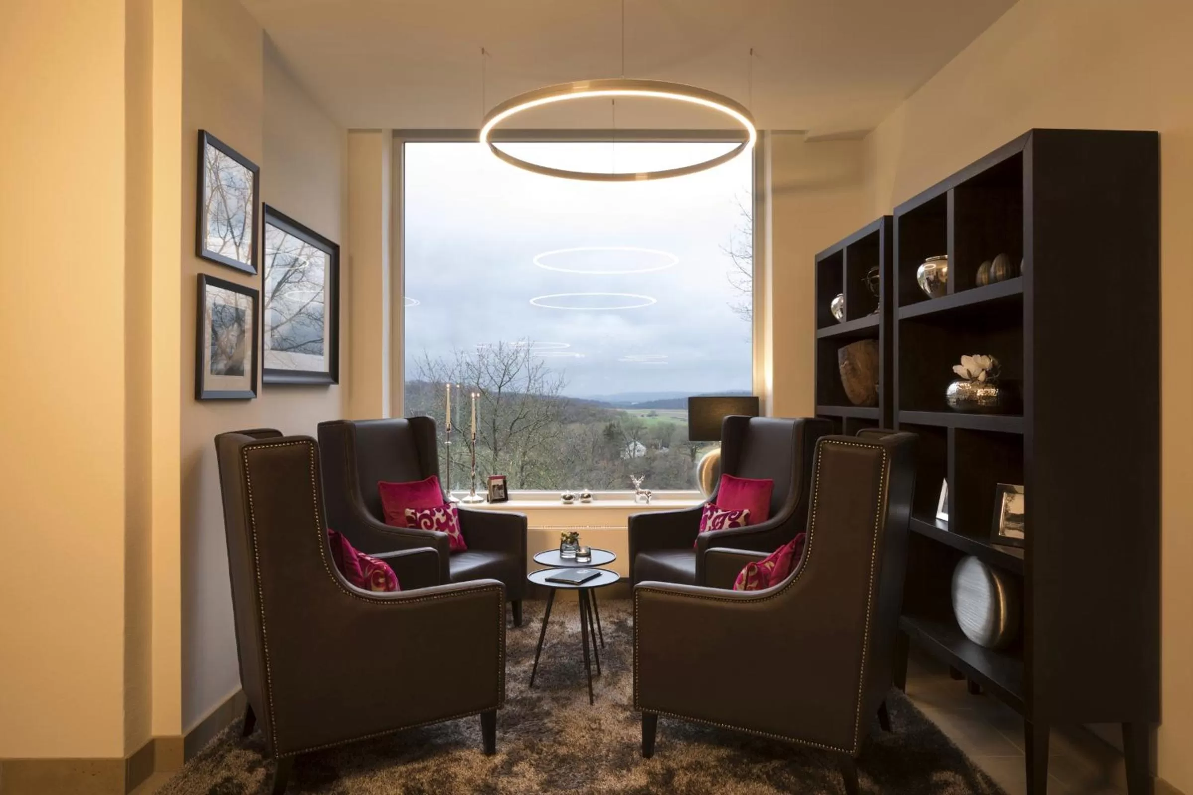 Lobby or reception in Hotel Brunnenhaus Schloss Landau