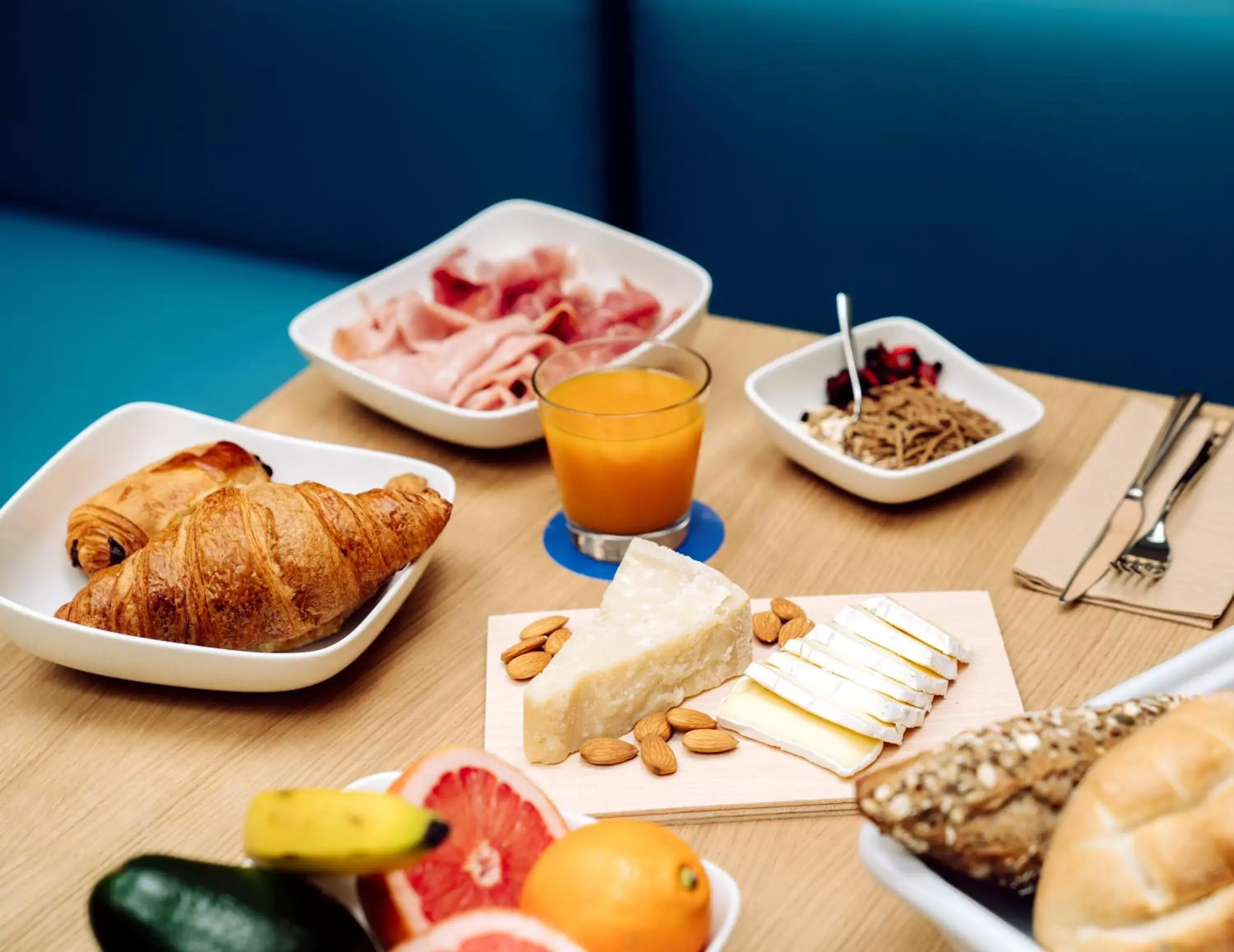 Food and drinks, Breakfast in Air Rooms Rome Airport by HelloSky