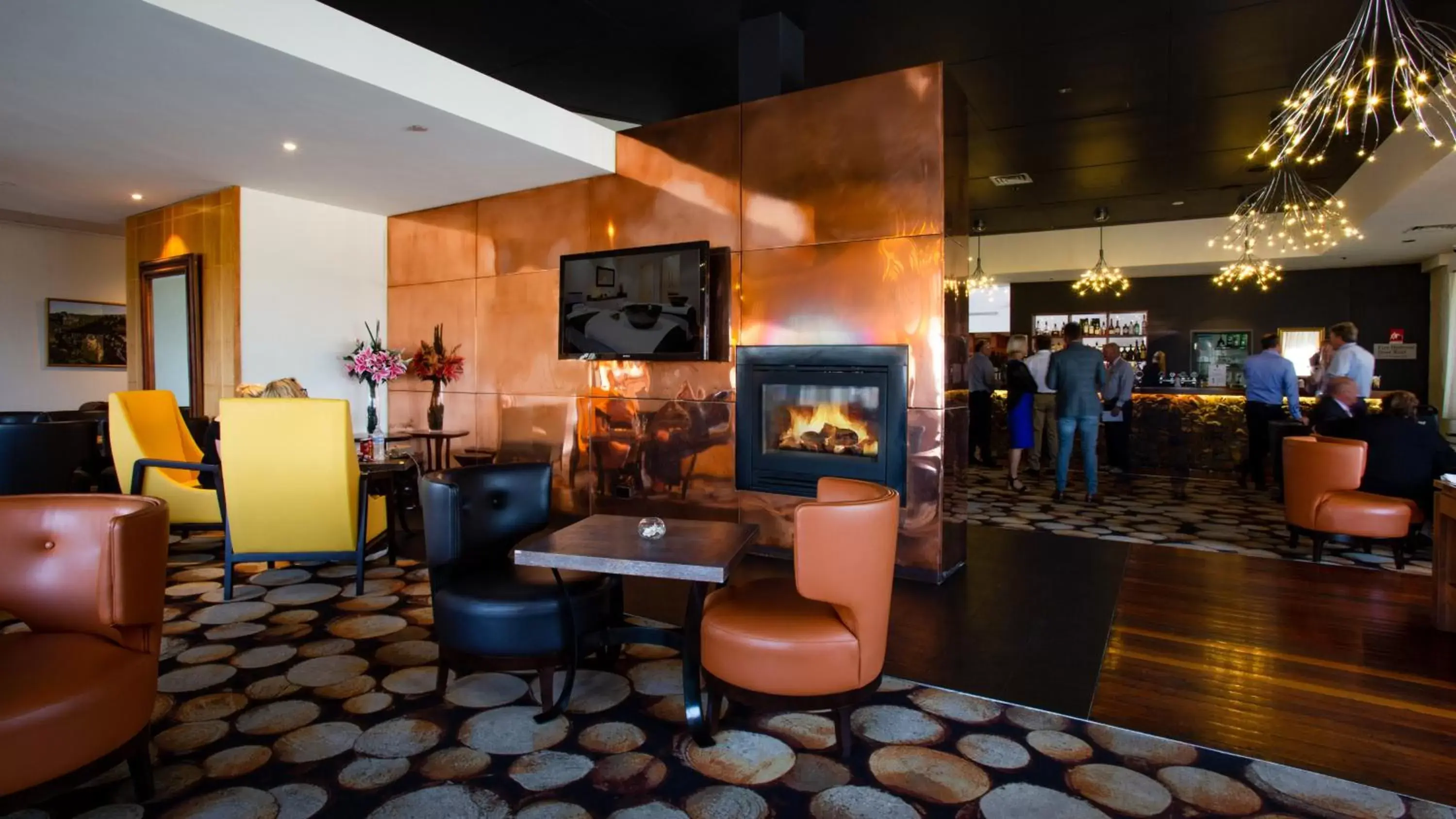 Food and drinks, Lounge/Bar in Fairmont Resort & Spa Blue Mountains MGallery by Sofitel