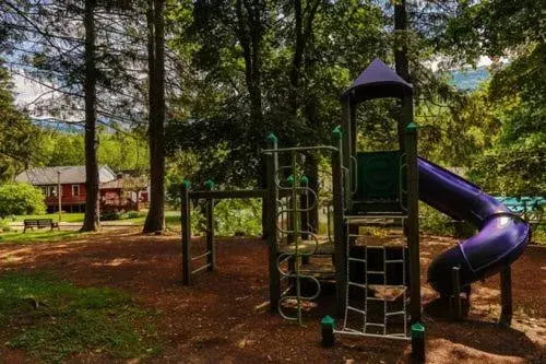 Children's Play Area in Woodwards White Mountain Resort BW Signature Collection