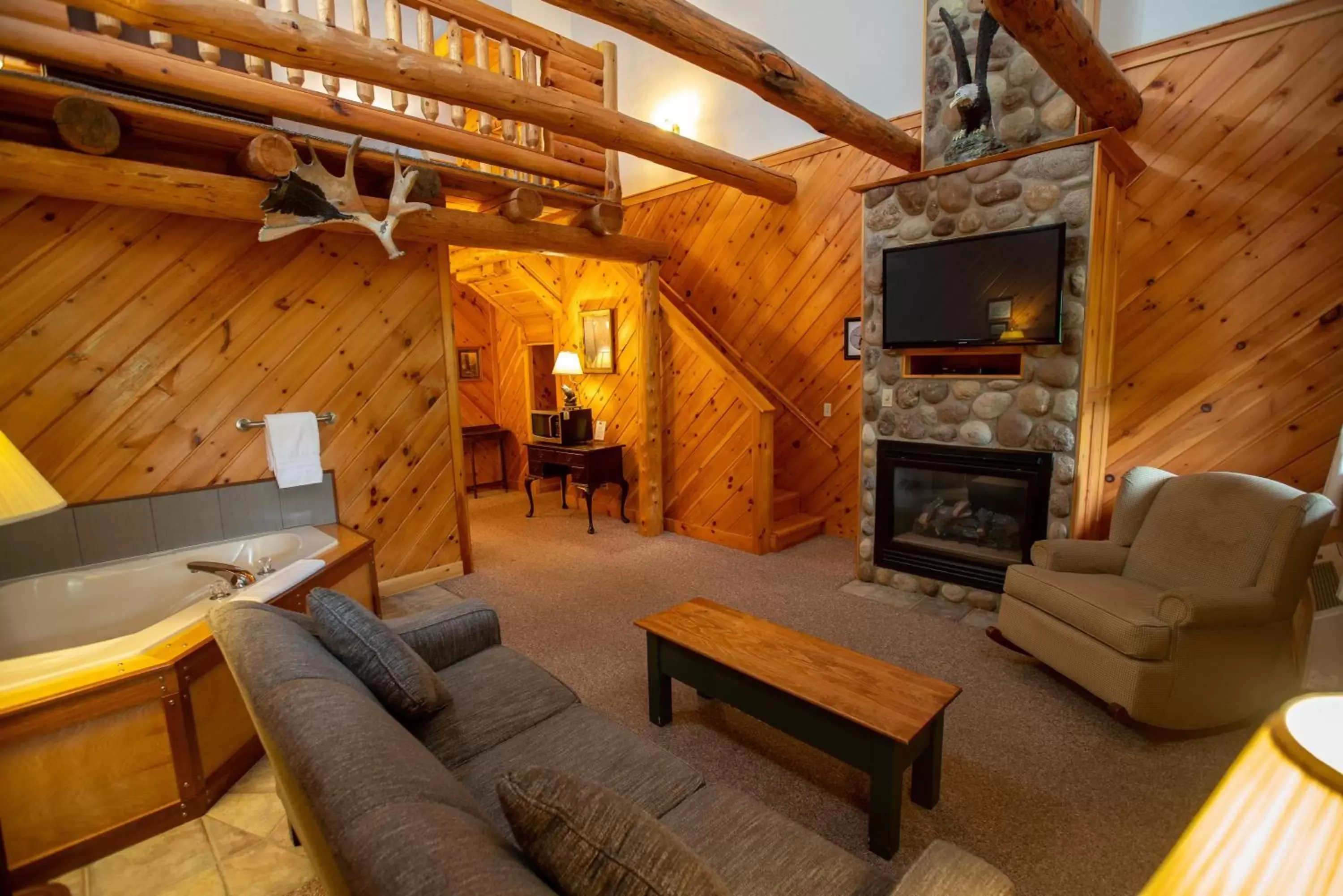 Seating Area in New England Inn & Lodge