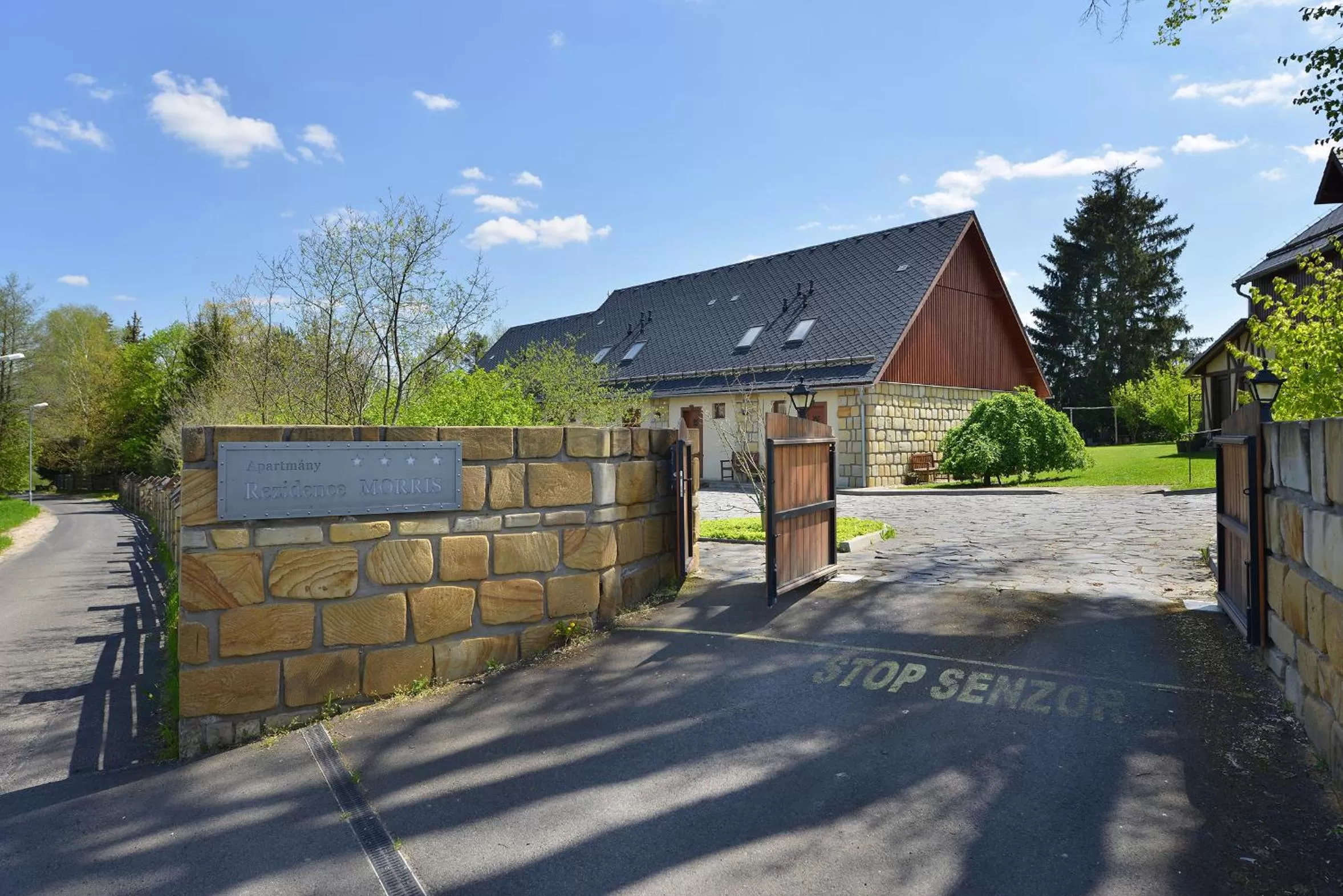 Property building in Rezidence Pihel