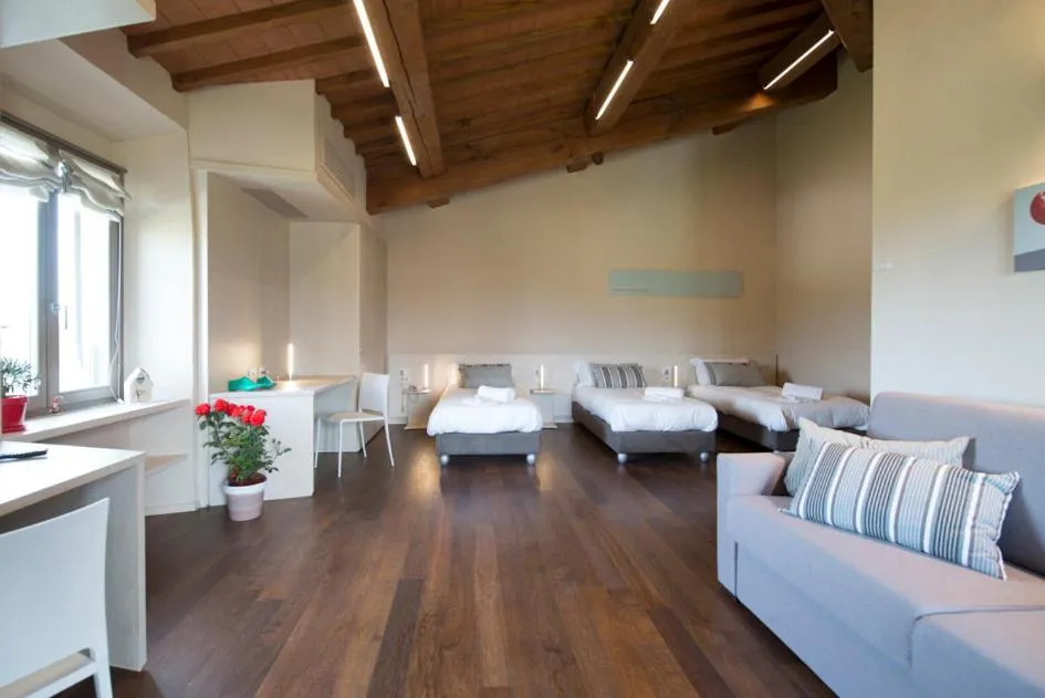 Bedroom in Pistoia Nursery Campus - agriturismo in città