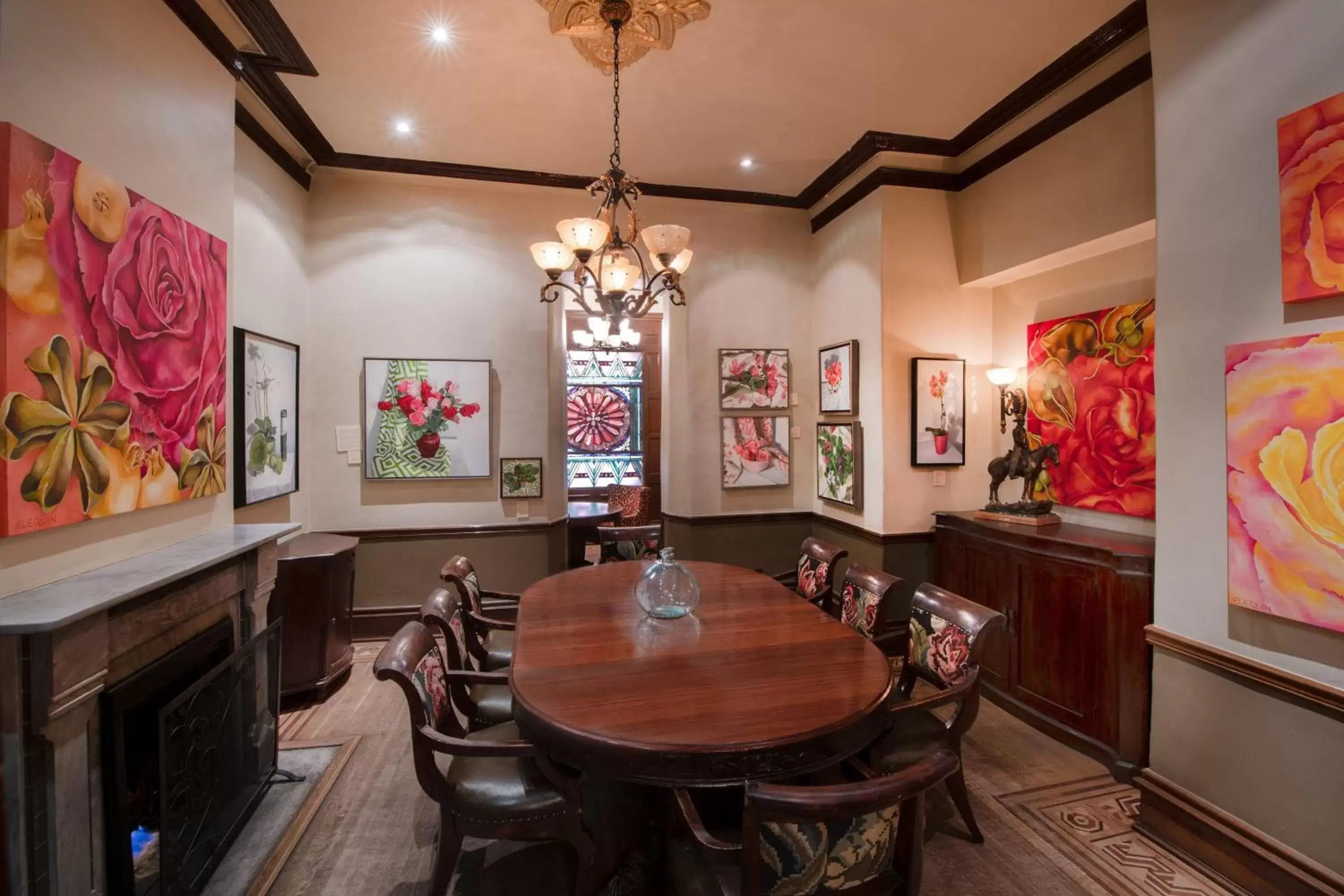 Lobby or reception, Dining Area in La Posada De Santa Fe, a Tribute Portfolio Resort & Spa