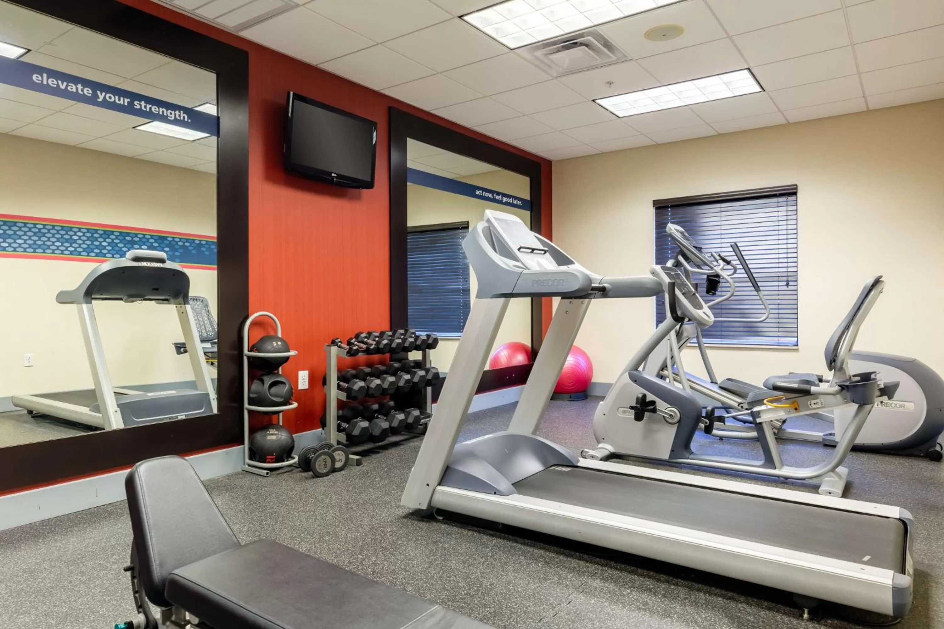 Fitness centre/facilities in Hampton Inn Ringgold-Ft. Oglethorpe