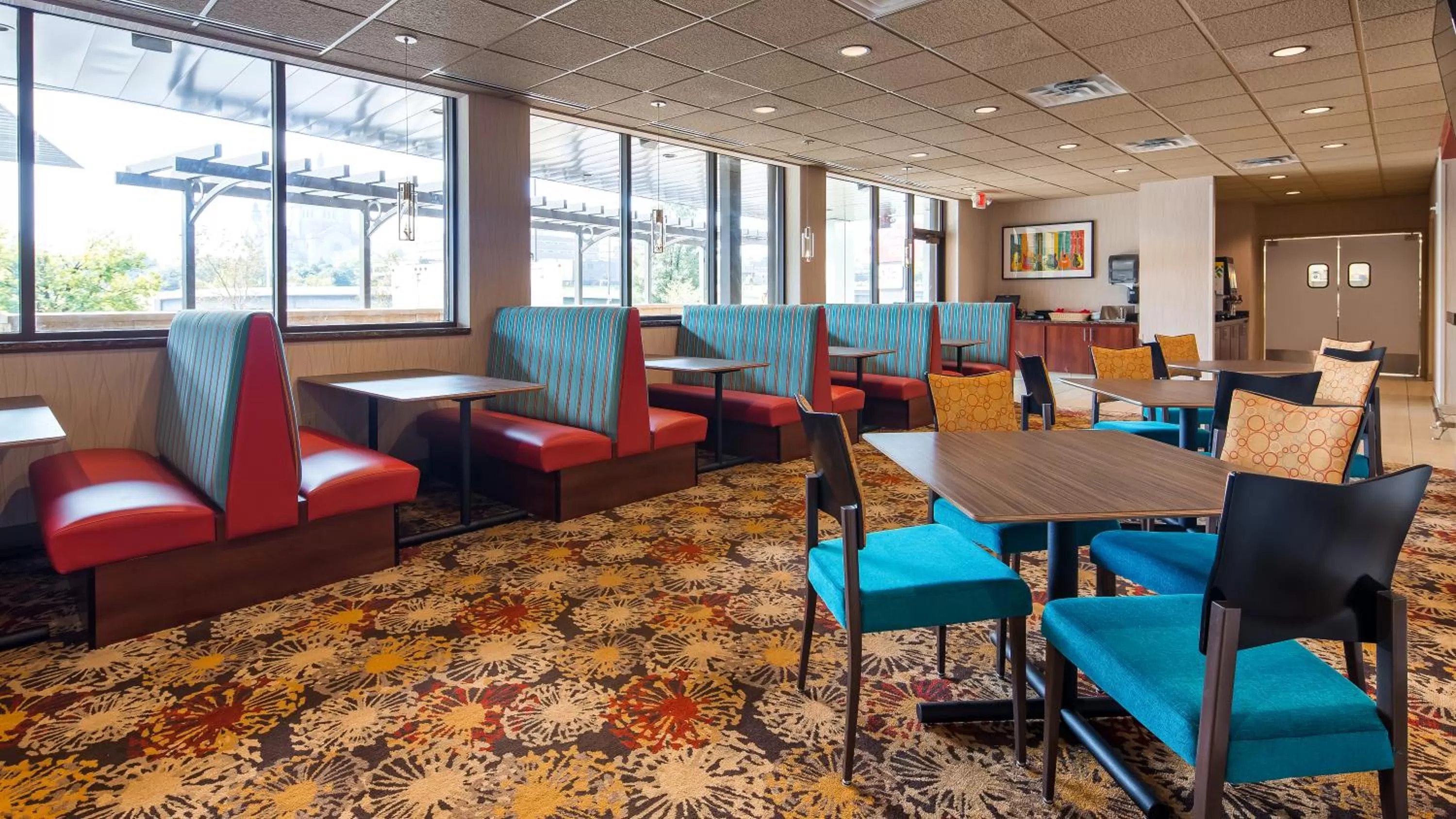 Restaurant/places to eat in Radisson Hotel St Paul Downtown