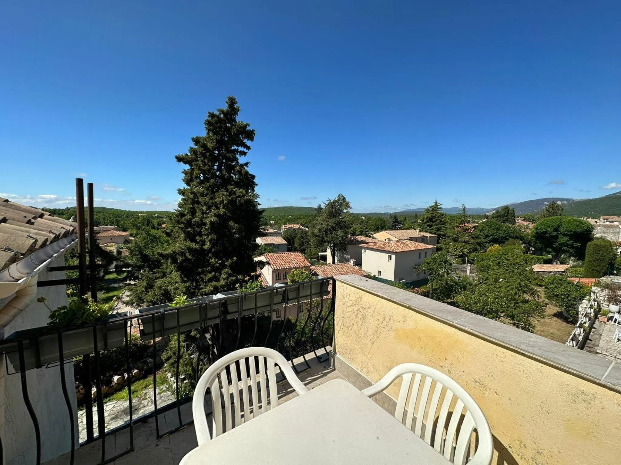 Balcony/Terrace in Logis Le Relais Imperial