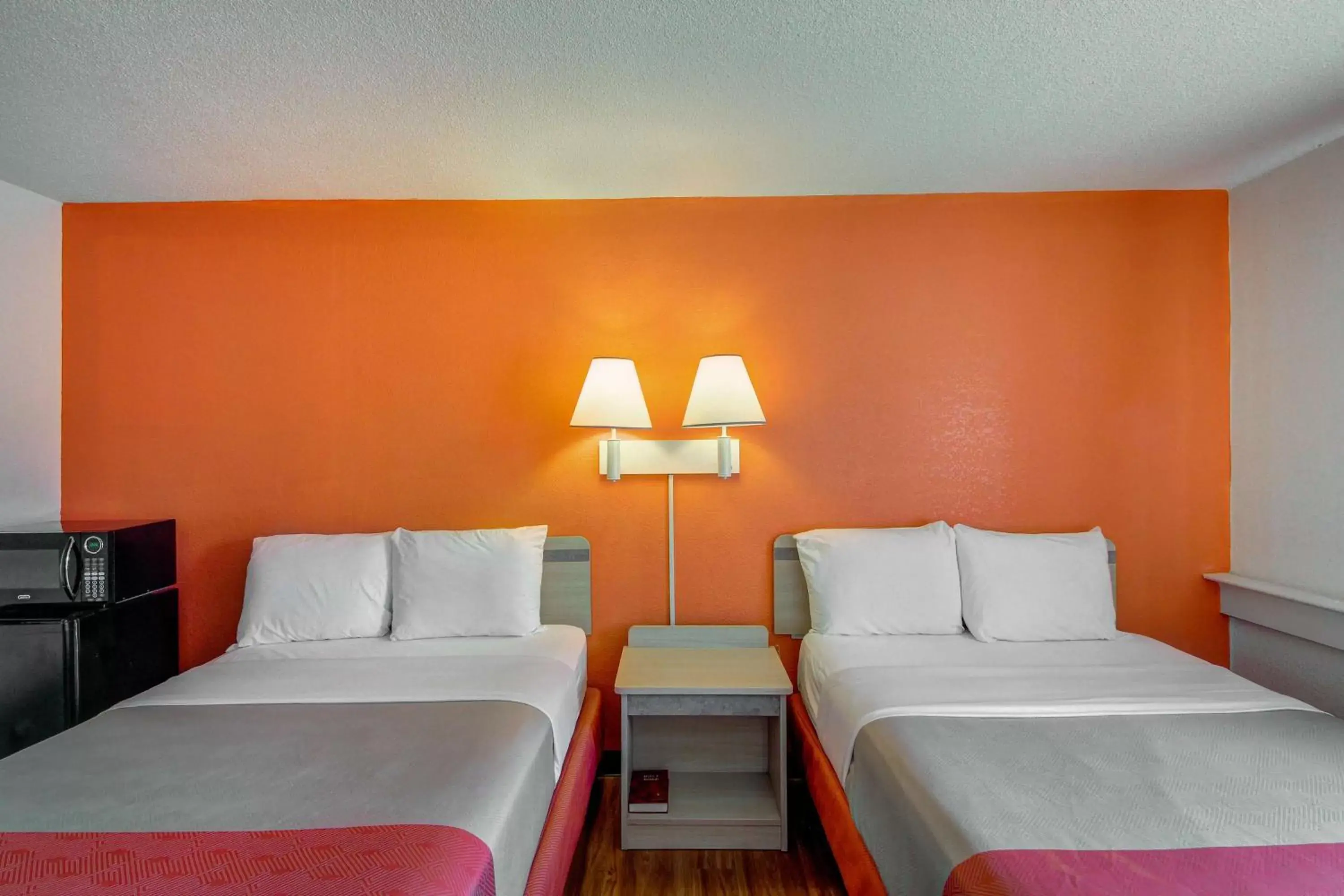 Photo of the whole room, Room Photo in Motel 6-Wichita, KS