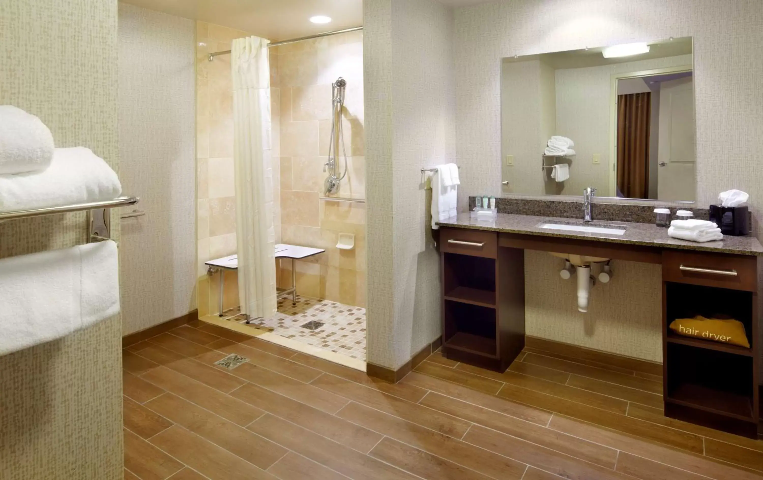 Bed, Bathroom in Homewood Suites by Hilton Pittsburgh Airport/Robinson Mall Area