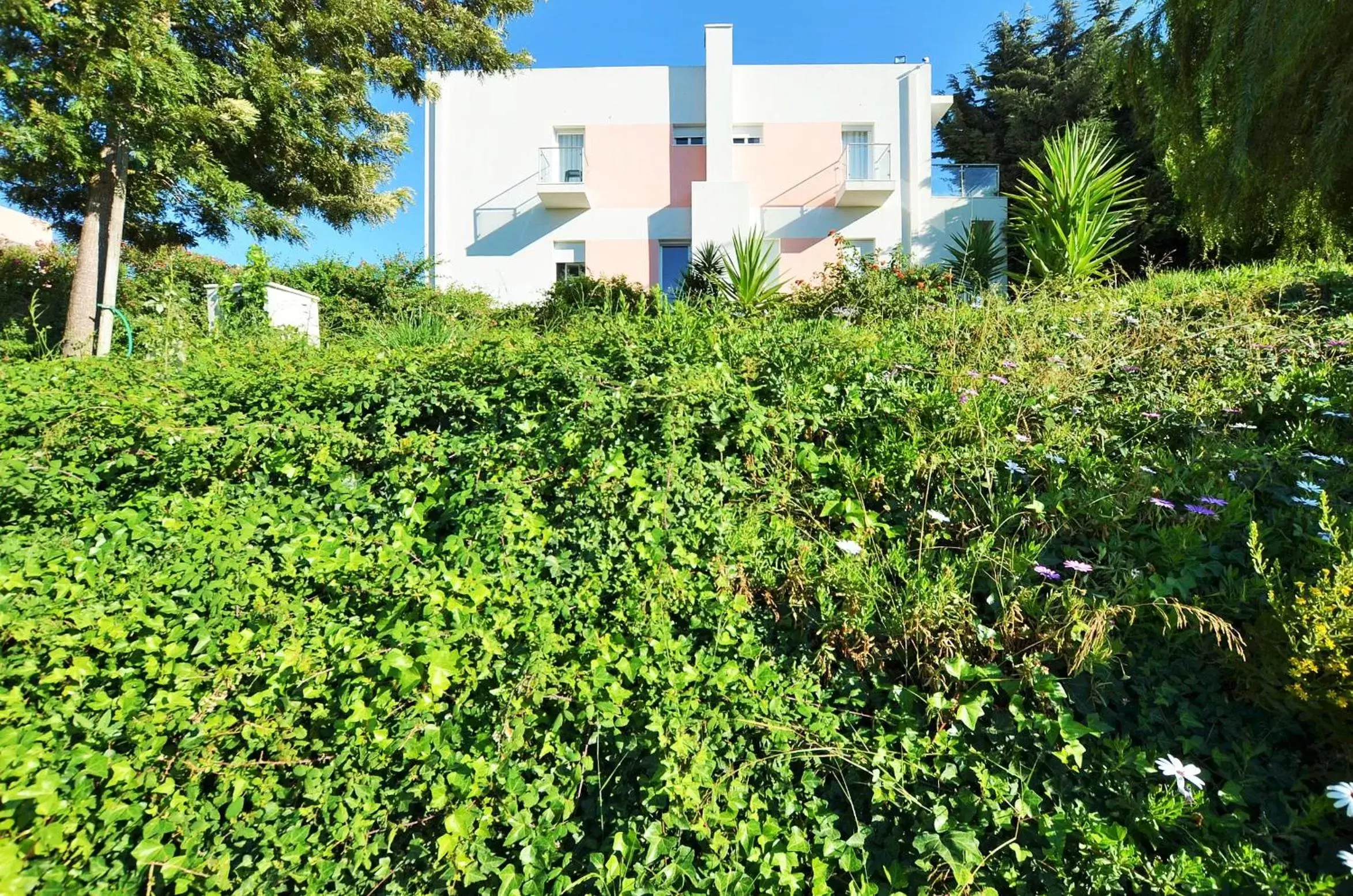 Property Building in HILLTOP OASIS Lisboa Oeiras