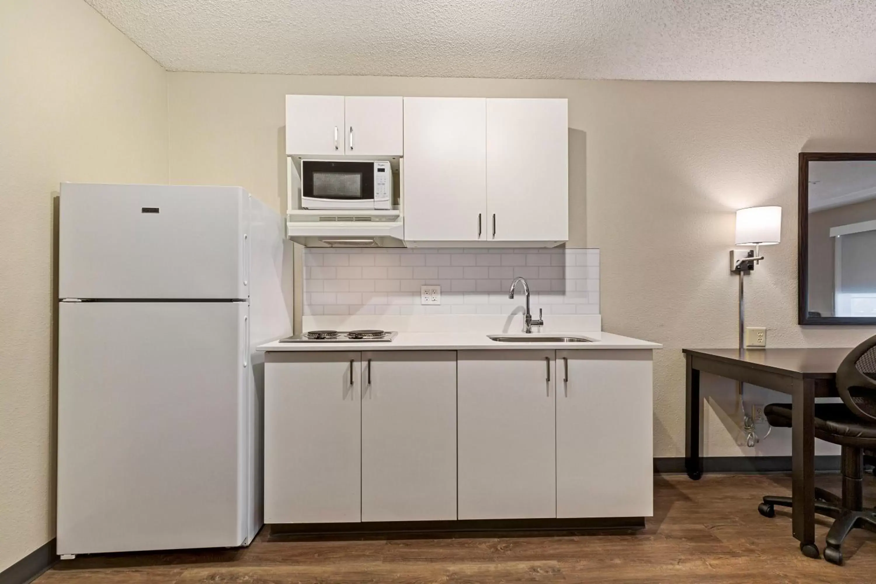 Kitchen or kitchenette, Kitchen/Kitchenette in Extended Stay America Suites - San Ramon - Bishop Ranch - East