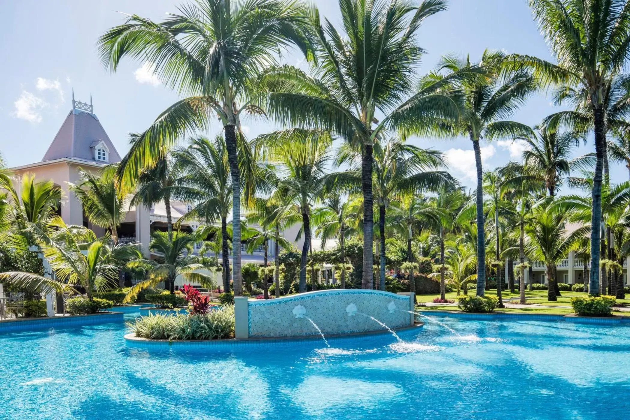 Swimming Pool in Sugar Beach Mauritius