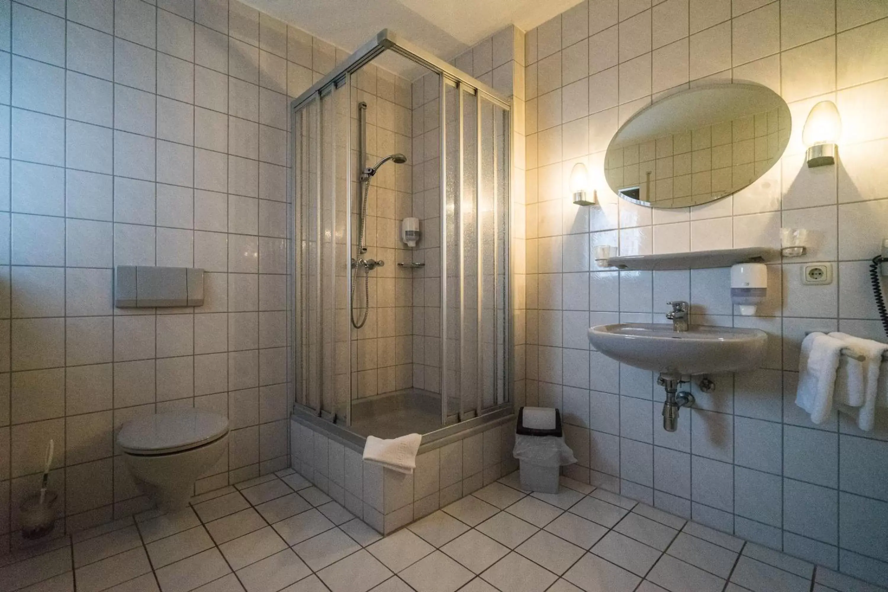 Comfort Double Room with Balcony in Hotel Zur Post Comfort Double Room with Balcony in Hotel Zur Post