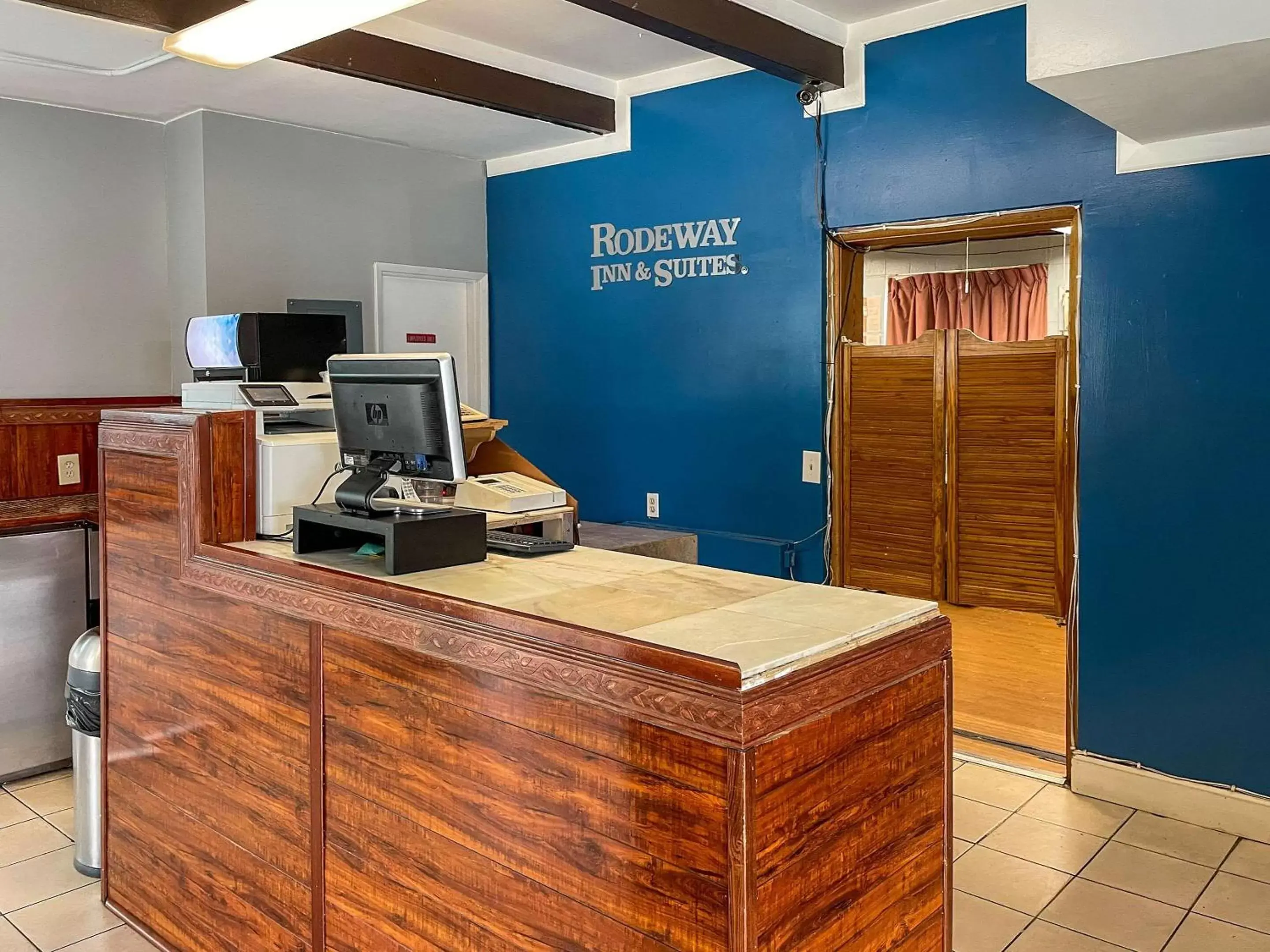 Lobby or reception in Rodeway Inn & Suites Omak - Okanogan