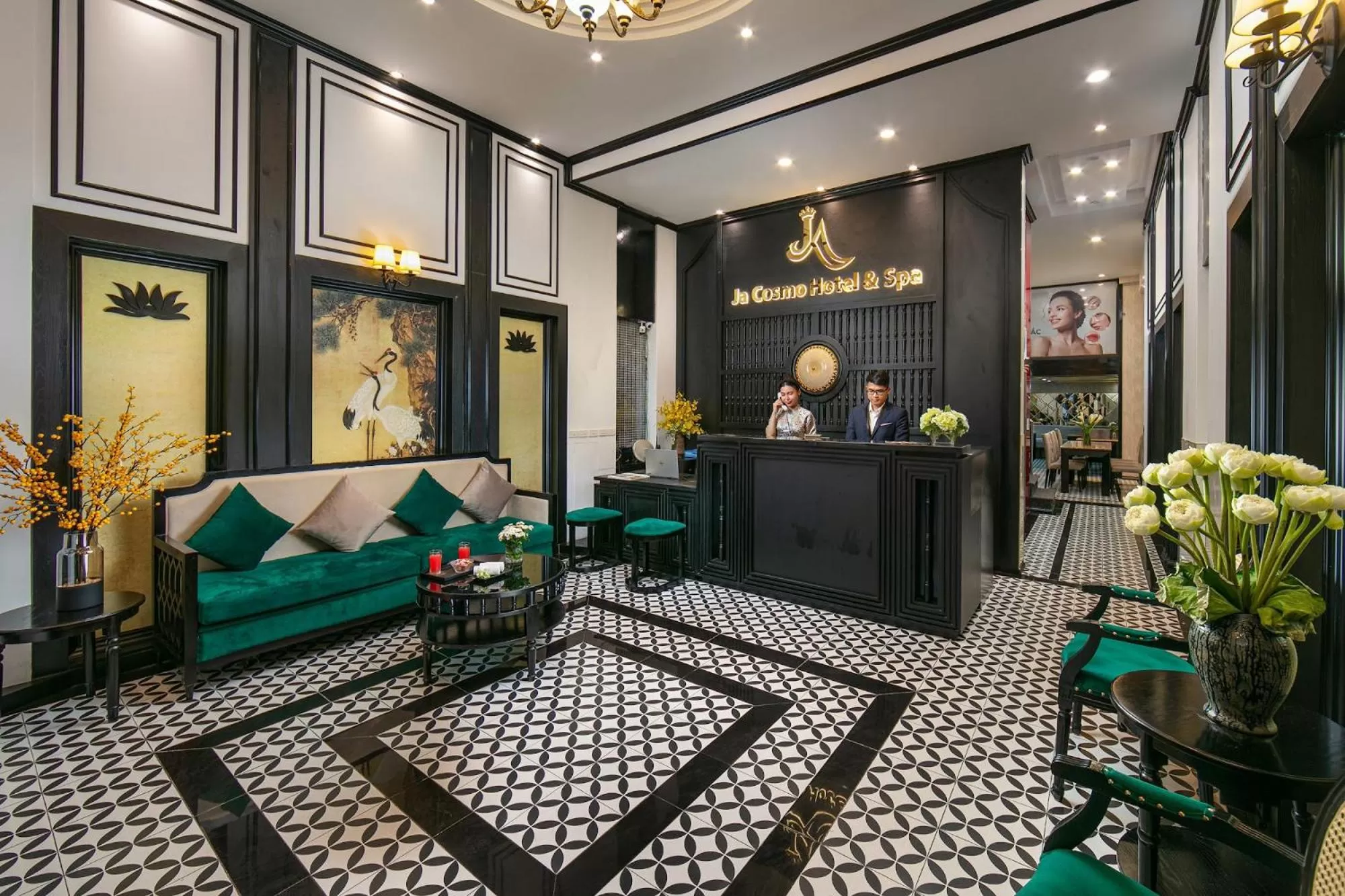 Lobby or reception in Ja Cosmo Hotel and Spa