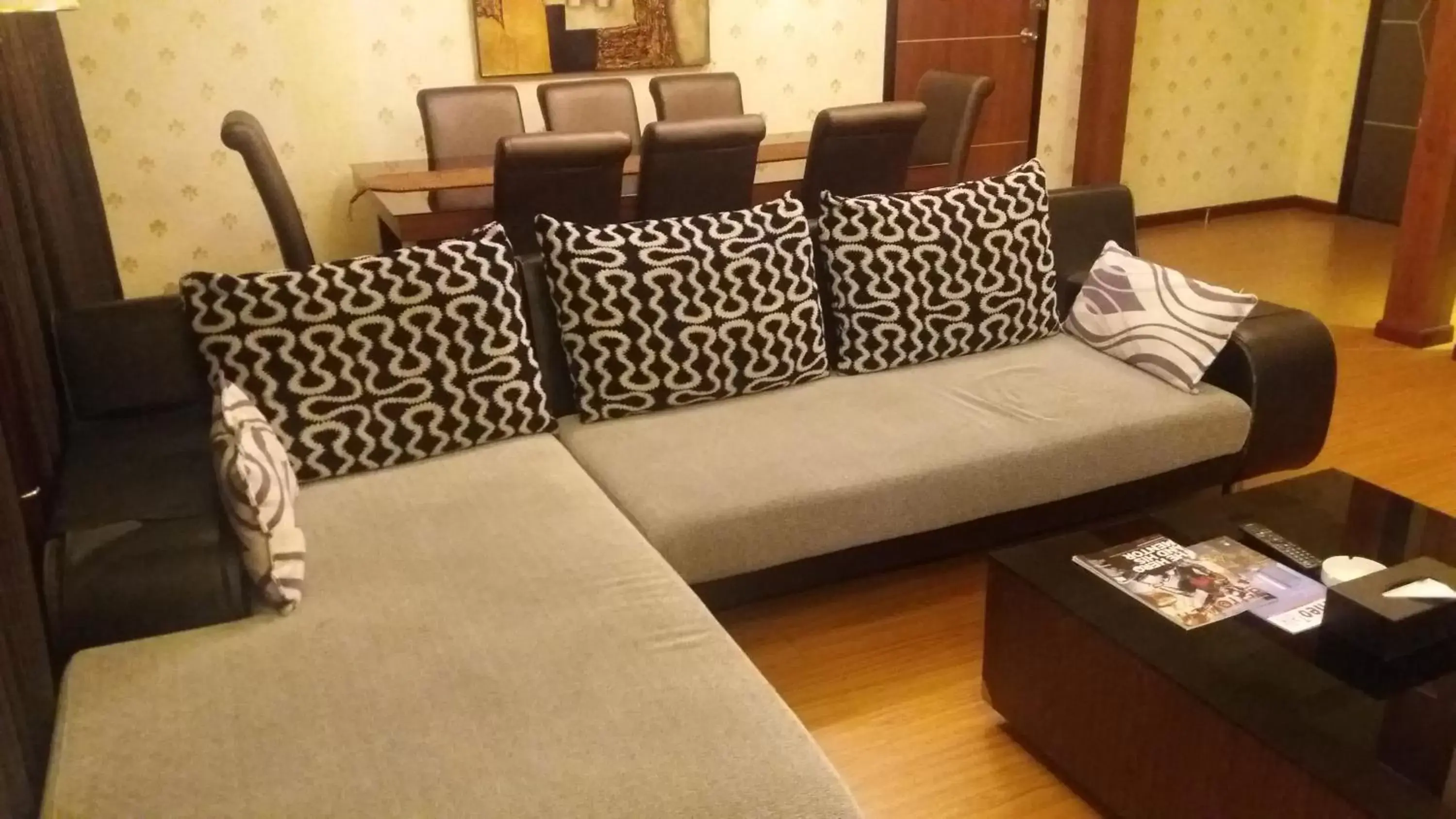 Living room, Seating Area in Penview Hotel