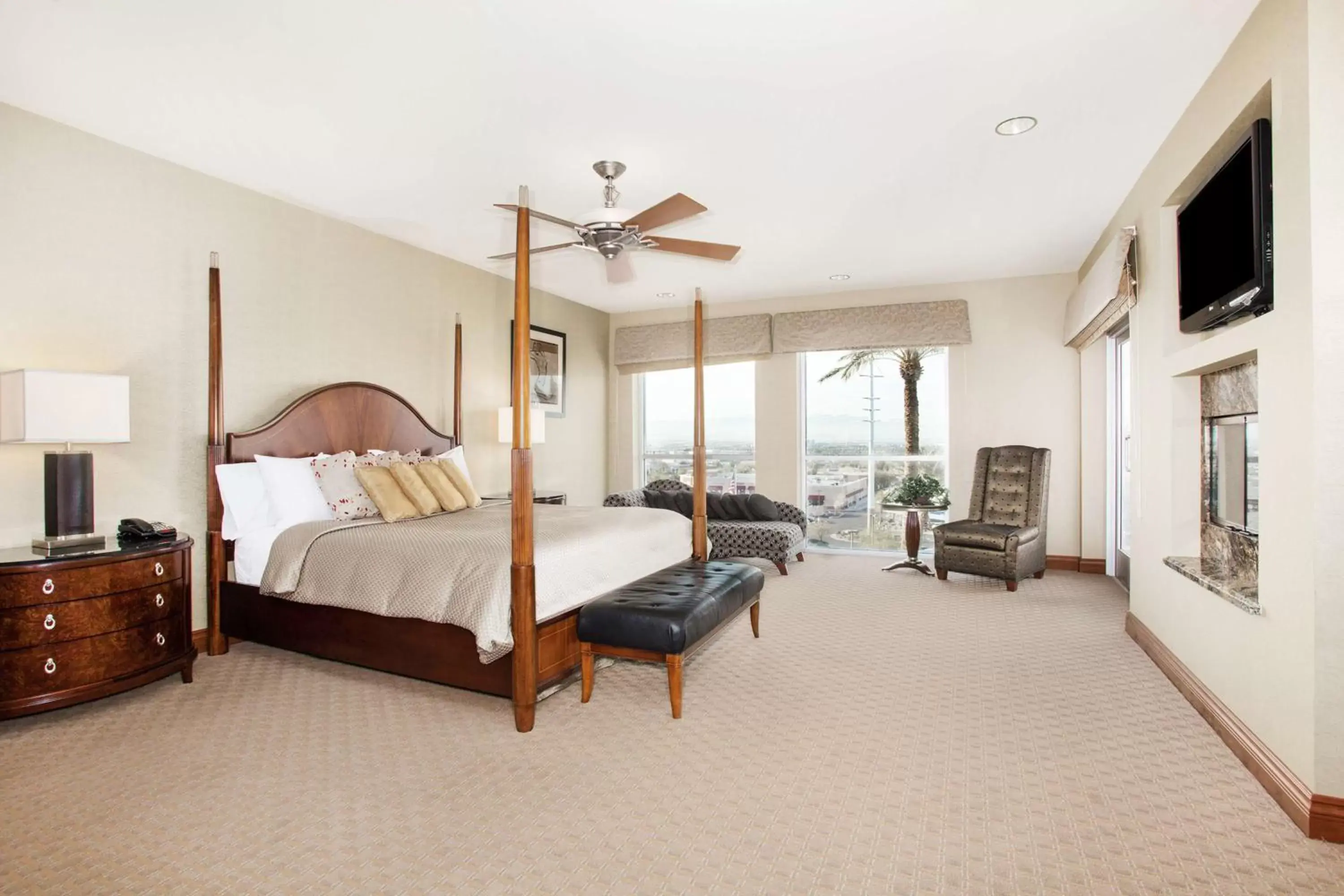 Bed in Homewood Suites by Hilton South Las Vegas Bed in Homewood Suites by Hilton South Las Vegas