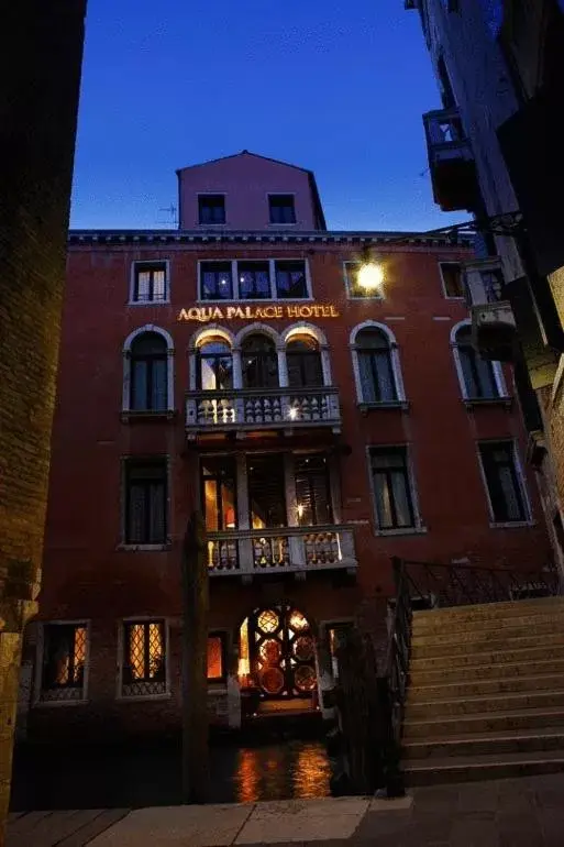 Facade/entrance, Property Building in Aqua Palace