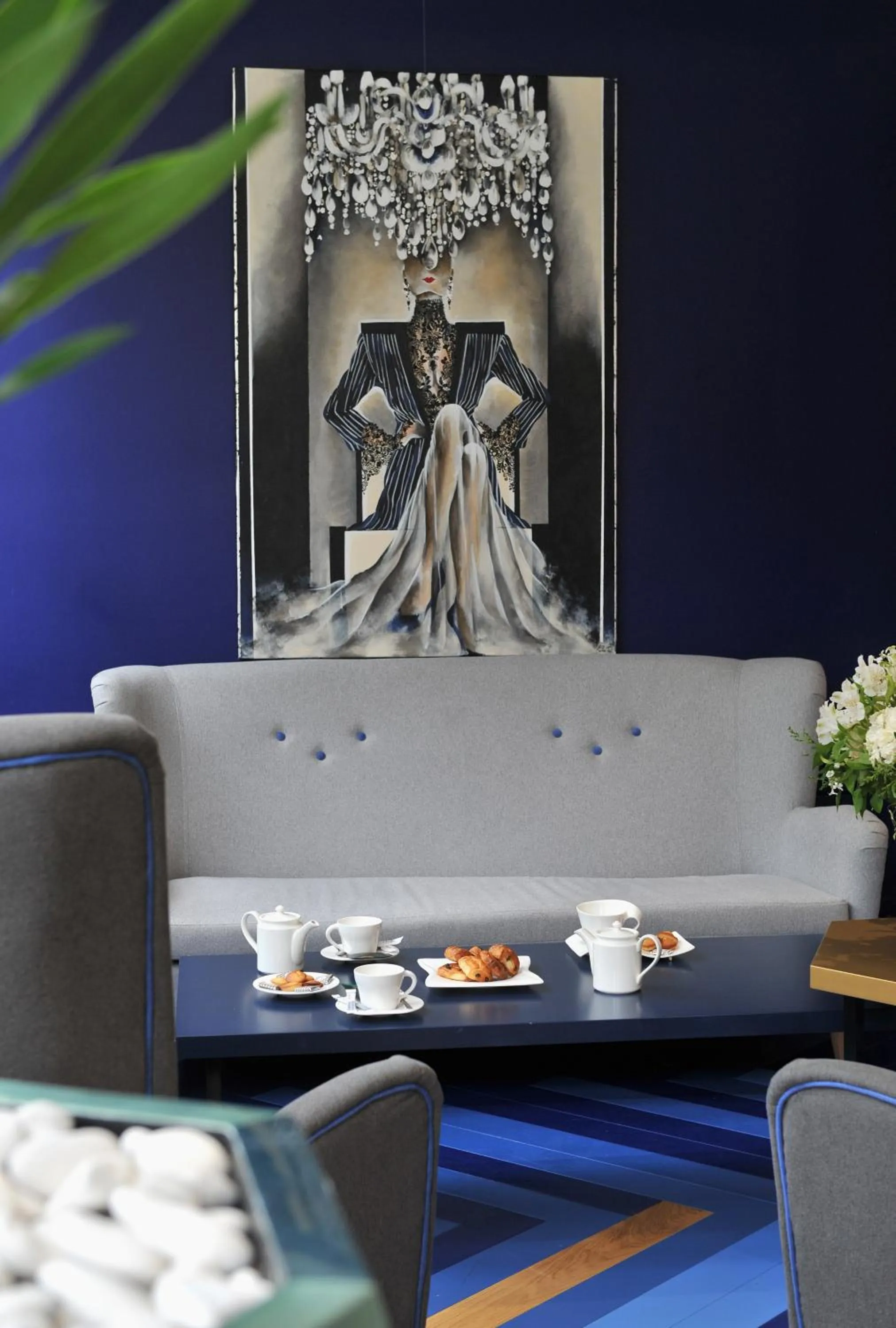 Lobby or reception in Mercure Paris Saint Cloud Hippodrome