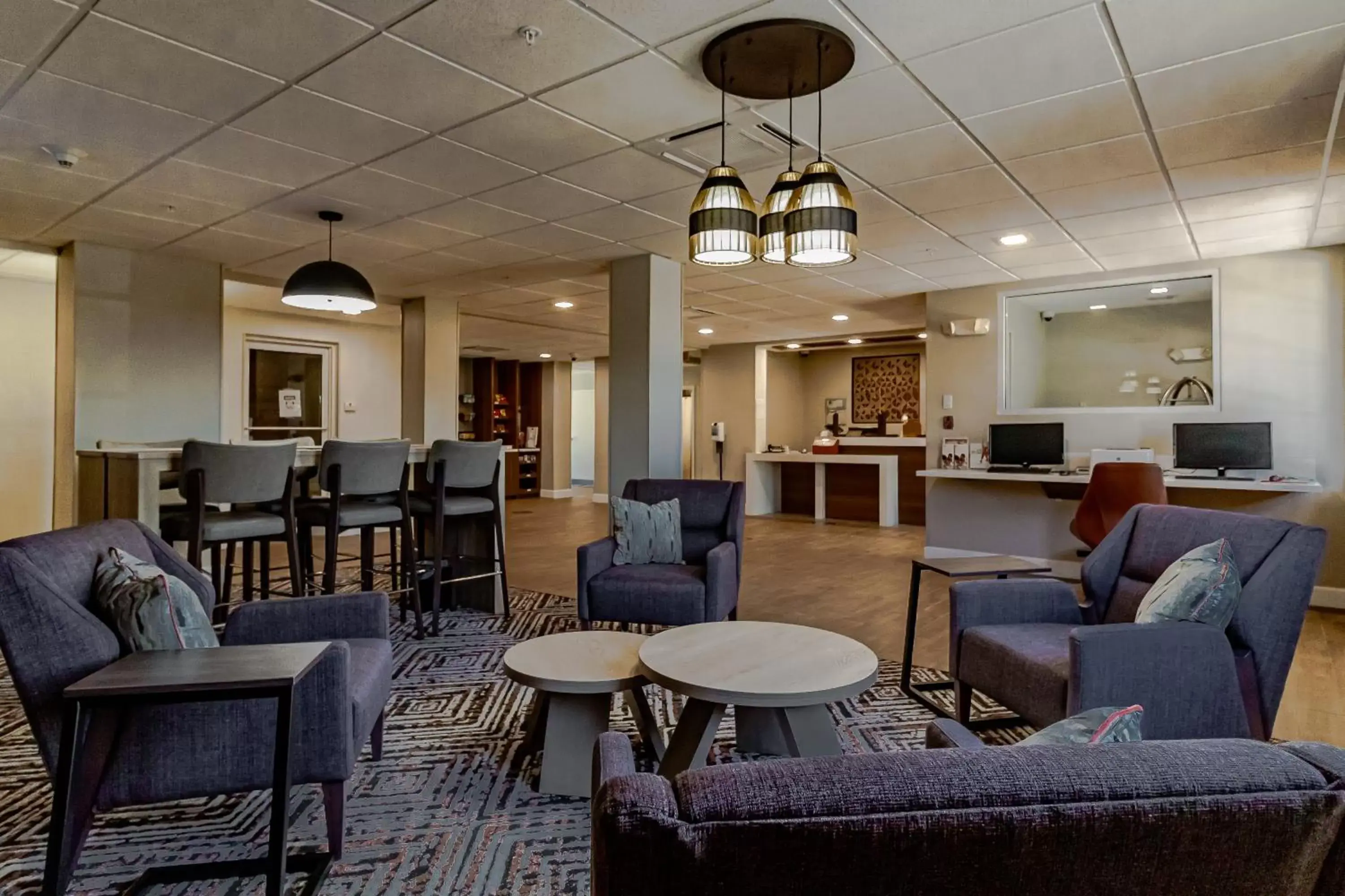 Lobby or reception, Lounge/Bar in Candlewood Suites Melbourne-Viera, an IHG Hotel