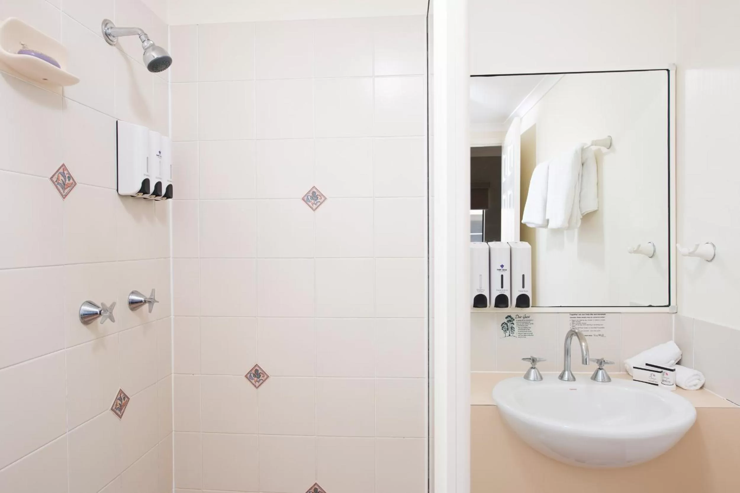 Two Bedroom Family Apartment in Park Regis Anchorage