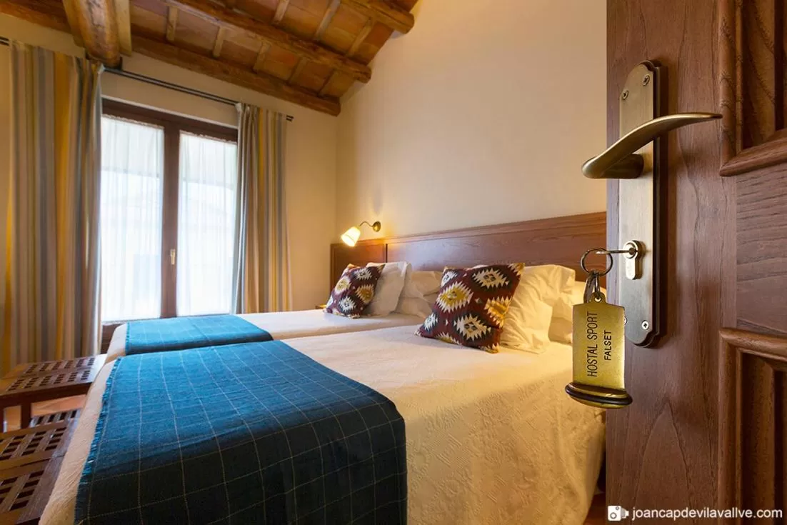 Photo of the whole room, Bed in Hotel-Hostal Sport