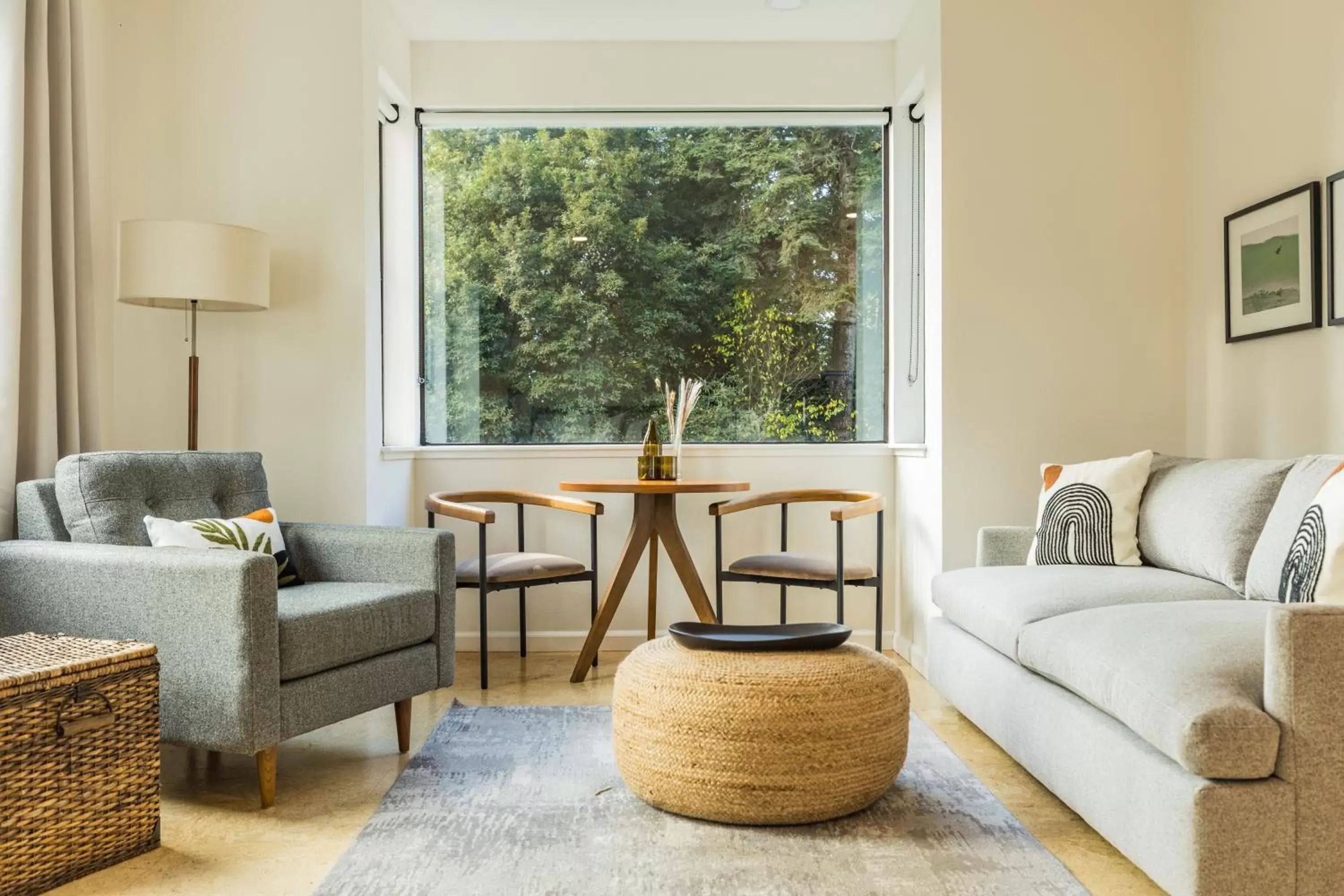 Living room in SCP Mendocino Inn and Farm Living room in SCP Mendocino Inn and Farm