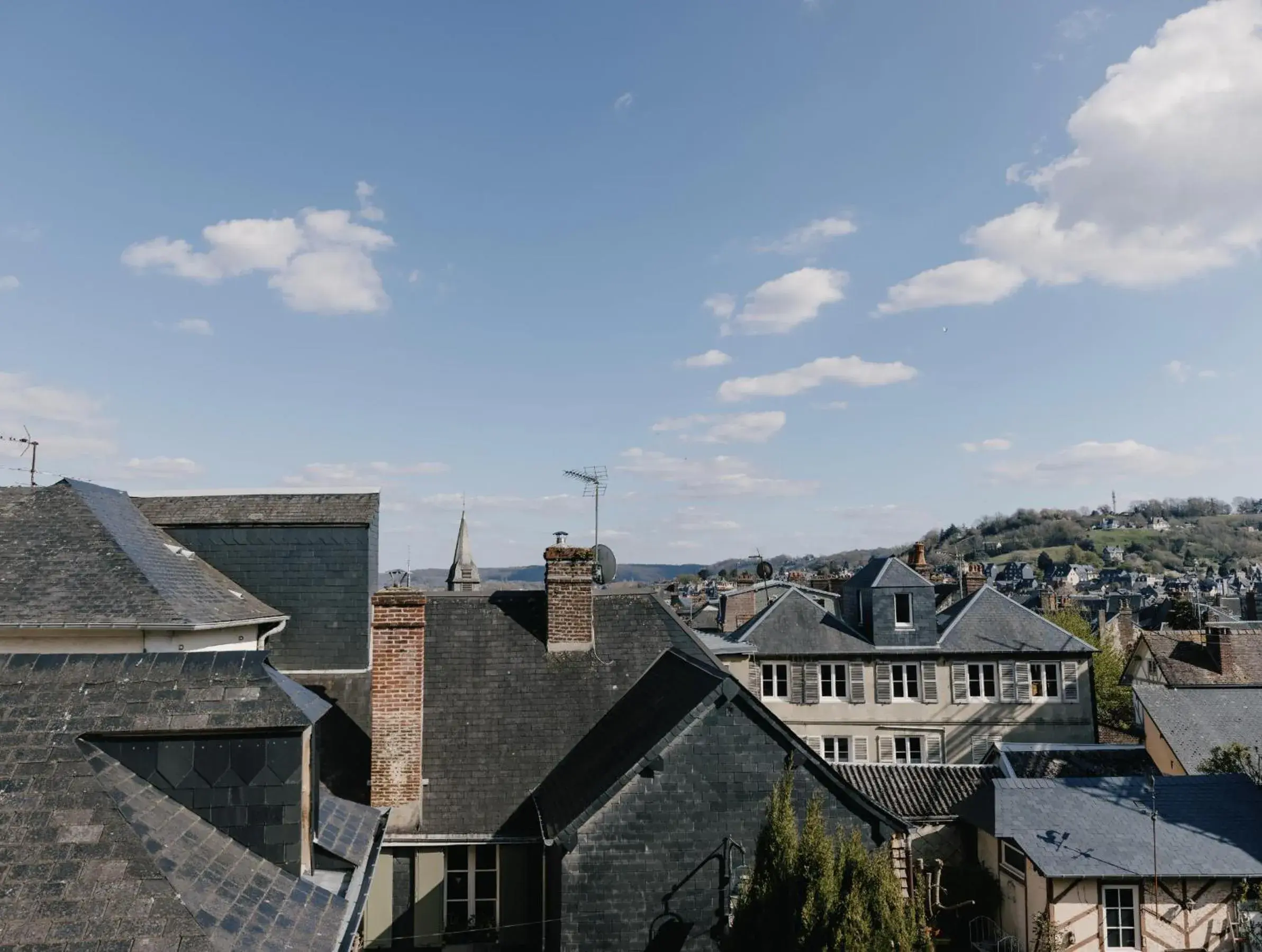 City view in La Maison De Lucie