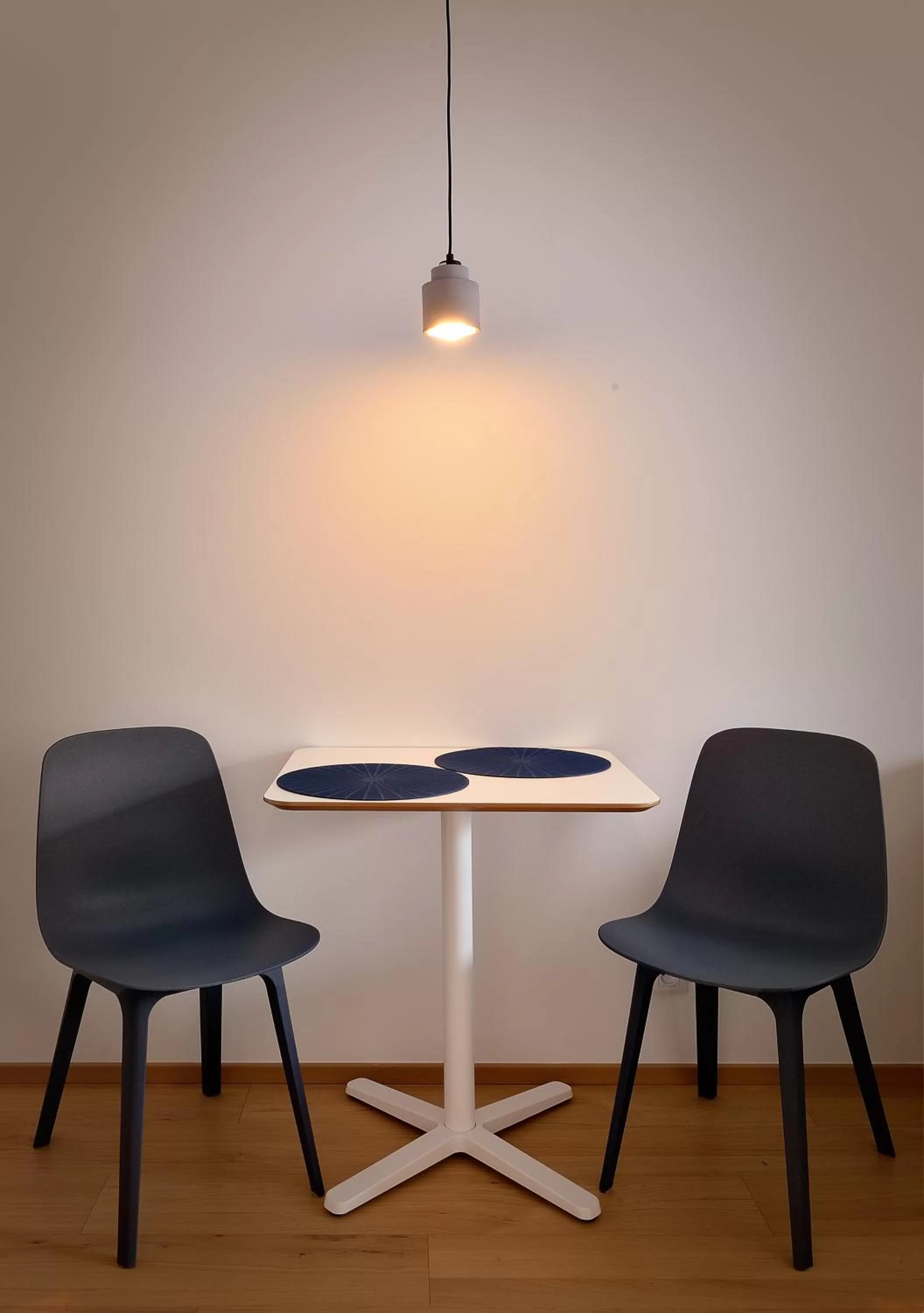 Dining area in Smart & Green Living by Ambiente
