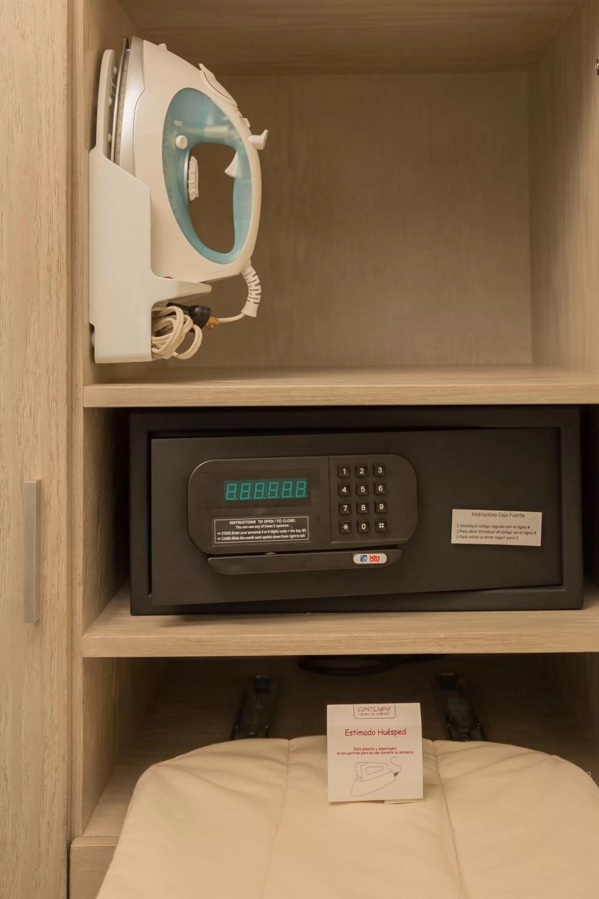 Photo of the whole room in Suites Contempo