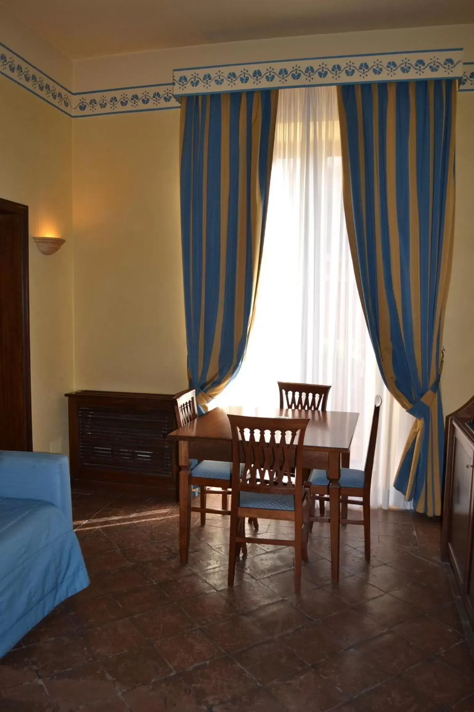 Dining Area in Hotel La Ville