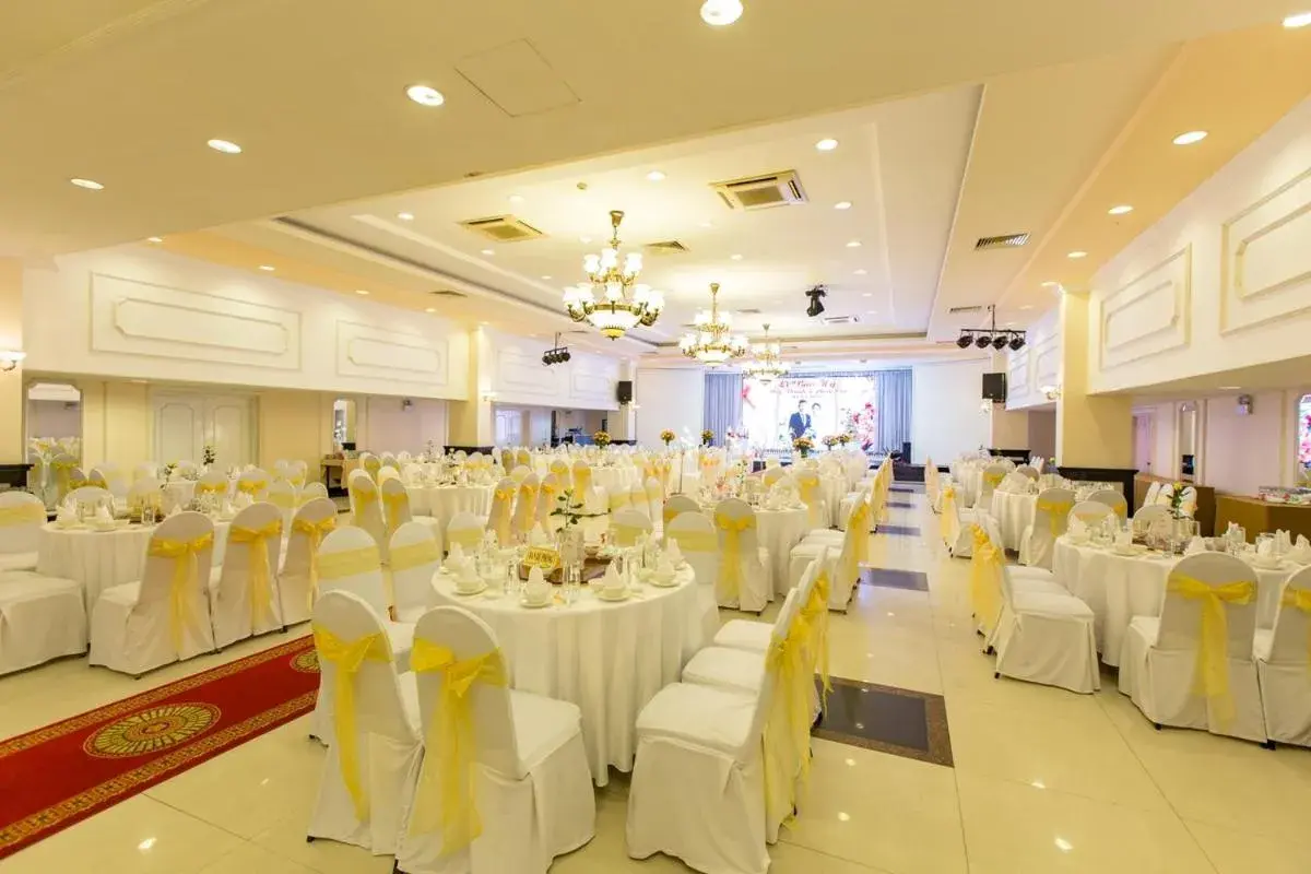 Banquet Facilities in Yasaka Saigon Resort Hotel & Spa