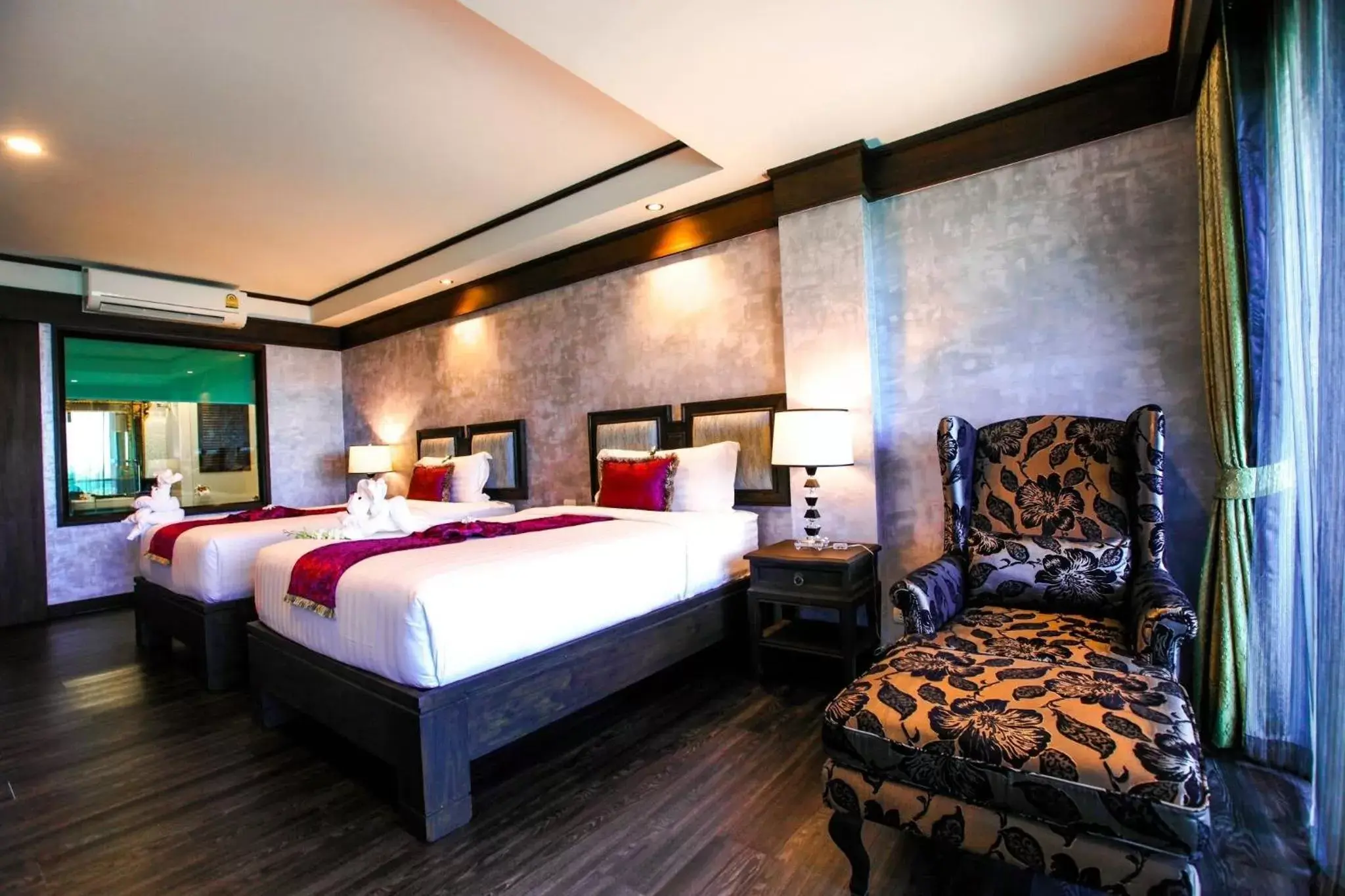 Photo of the whole room, Bed in I Calm Resort Cha Am