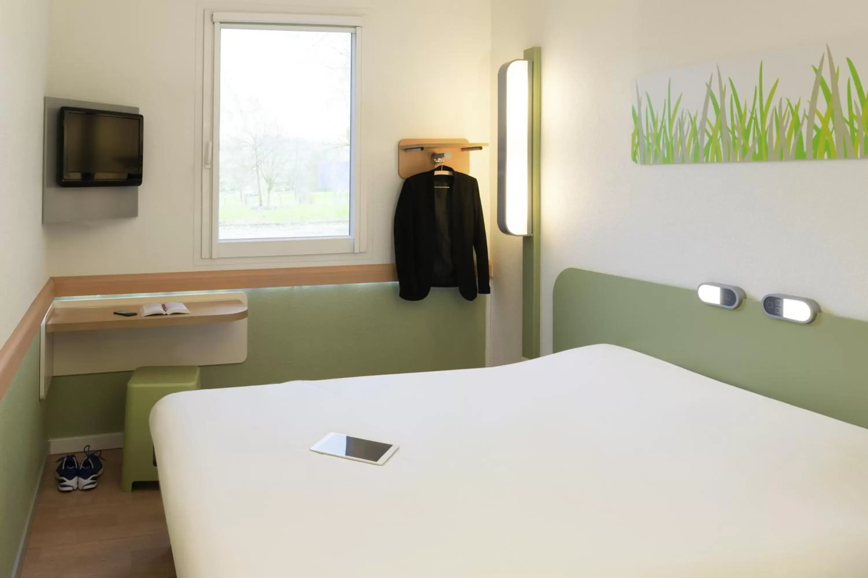 Bedroom in ibis budget Annemasse Geneve