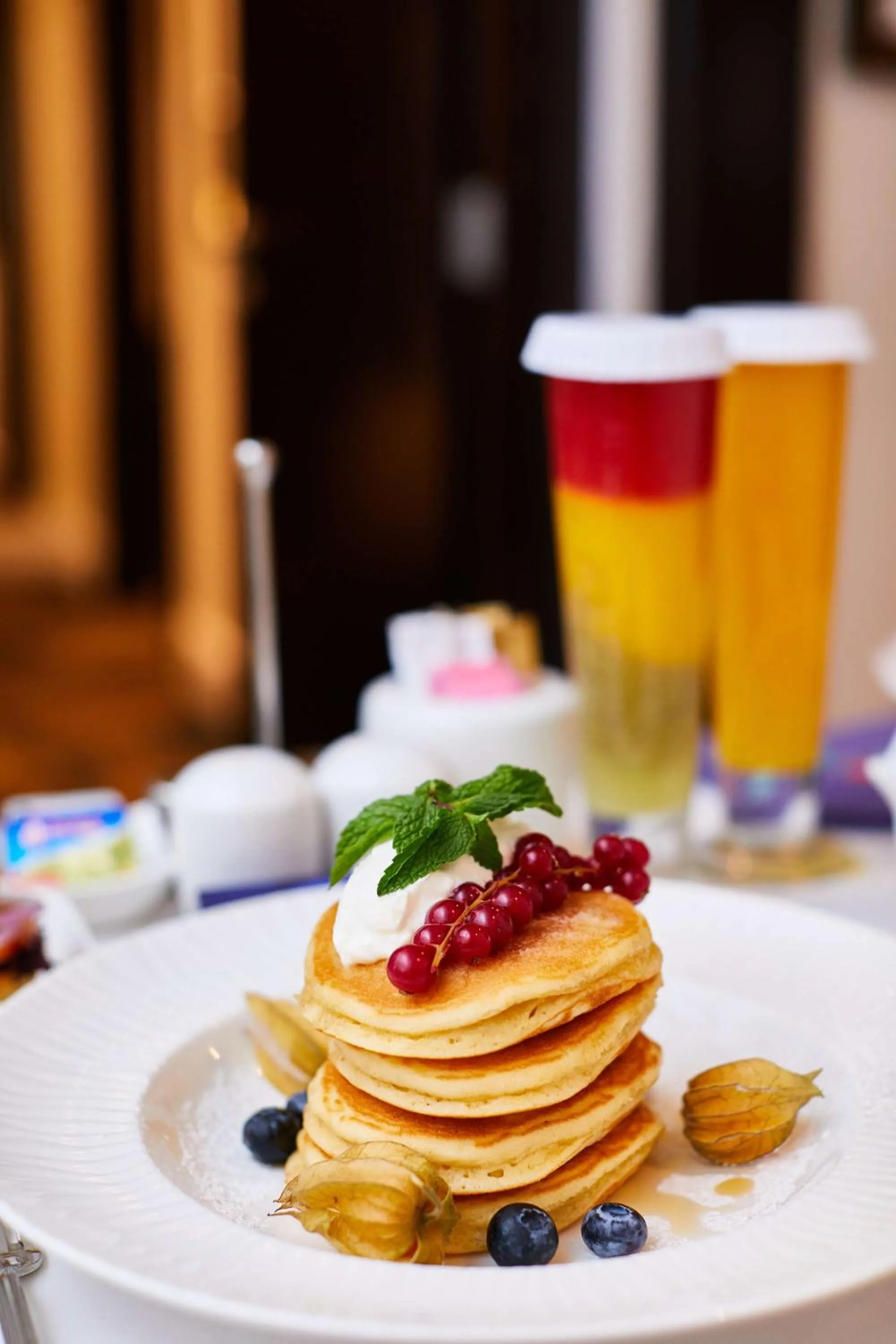 Food and drinks in Radisson Blu Hotel, Dubai Deira Creek