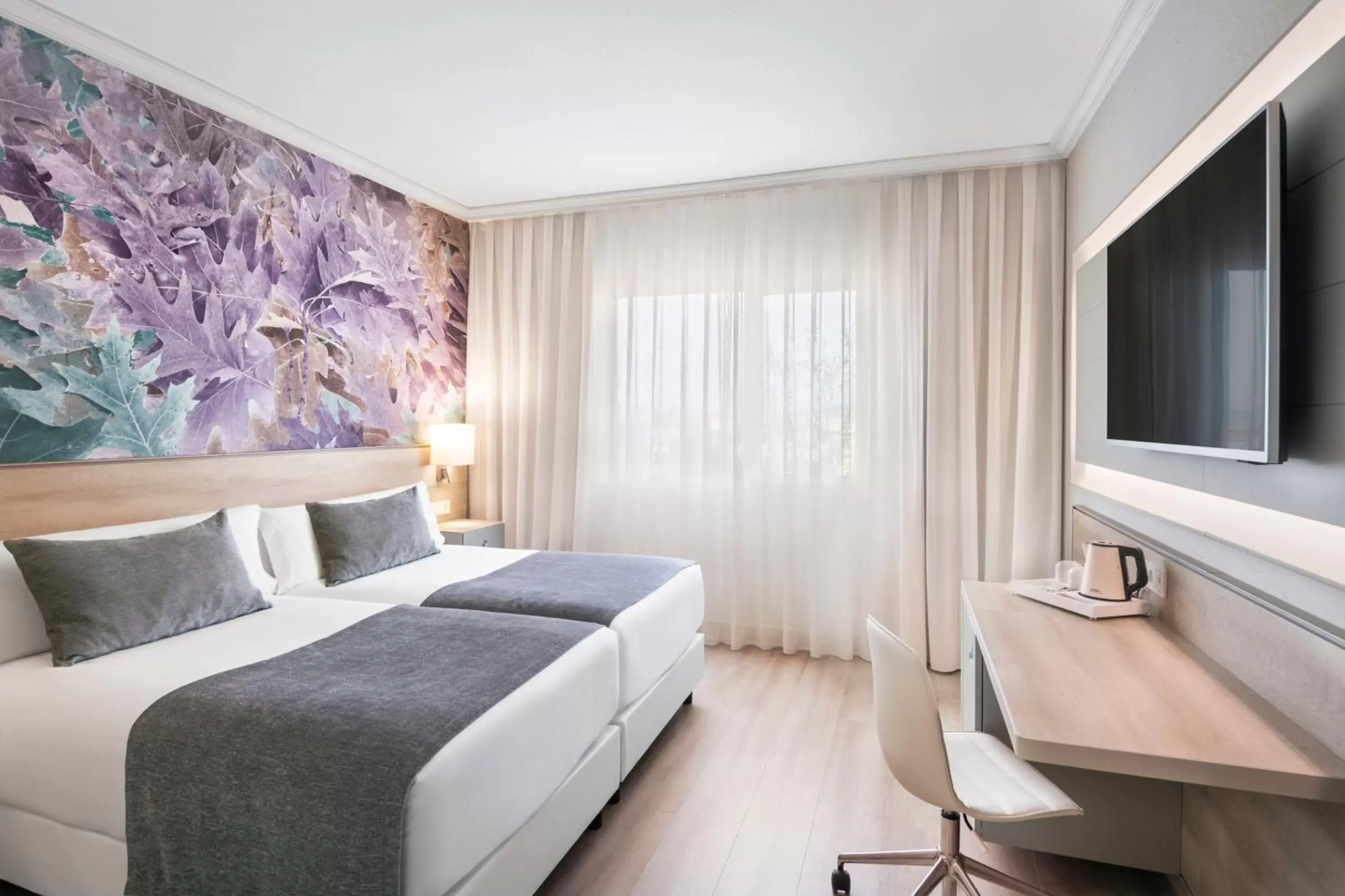 Bedroom, Bed in Salles Ciutat del Prat Barcelona Airport Bedroom, Bed in Salles Ciutat del Prat Barcelona Airport