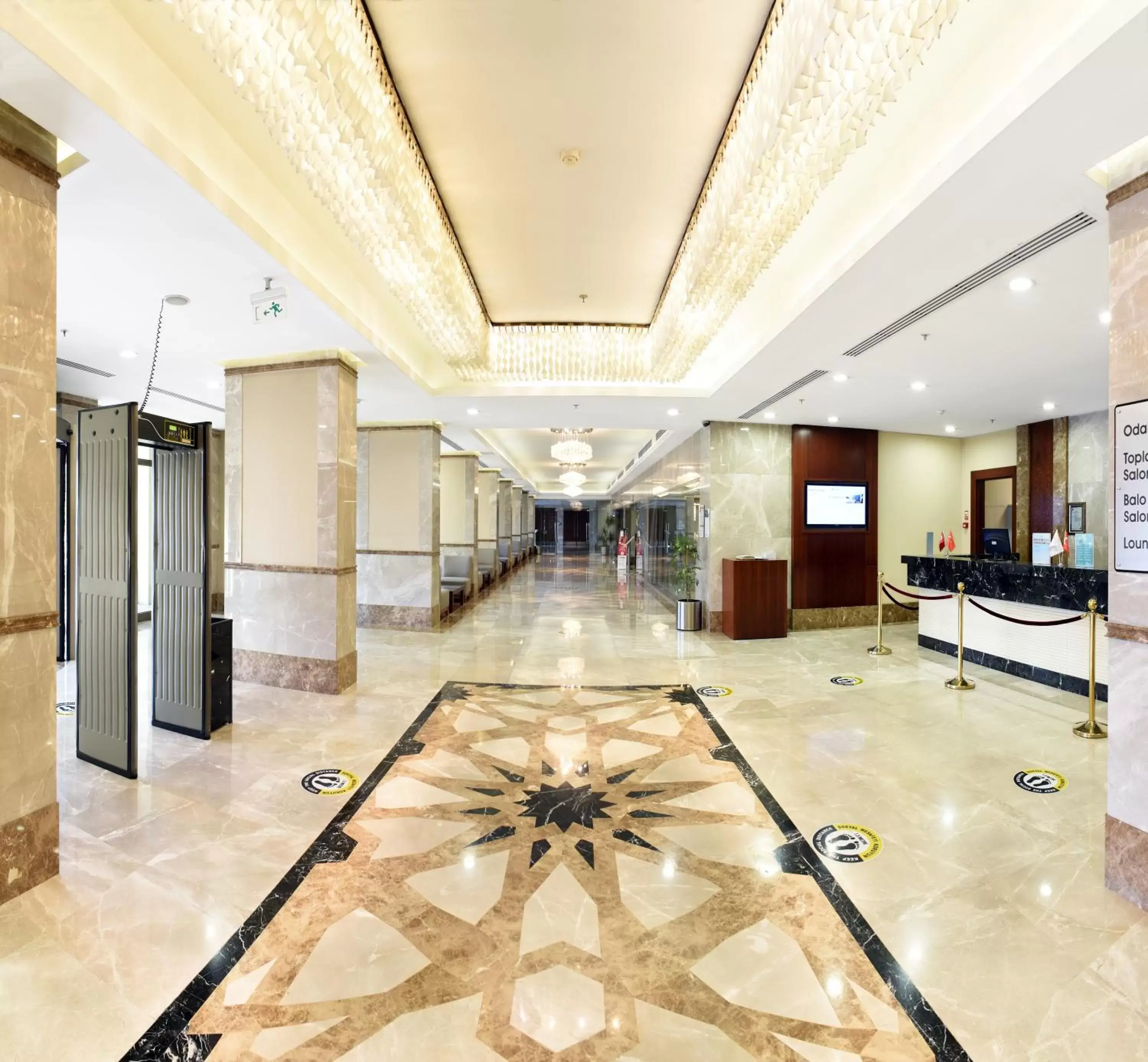 Lobby or reception in Ramada Plaza Altin Kayisi Hotel Lobby or reception in Ramada Plaza Altin Kayisi Hotel