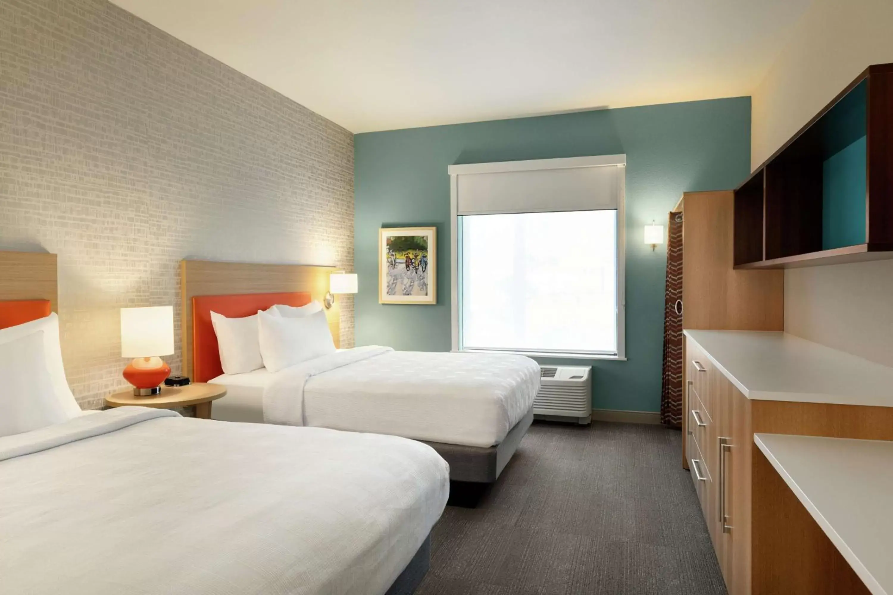 Bed in Home2 Suites By Hilton Ogden