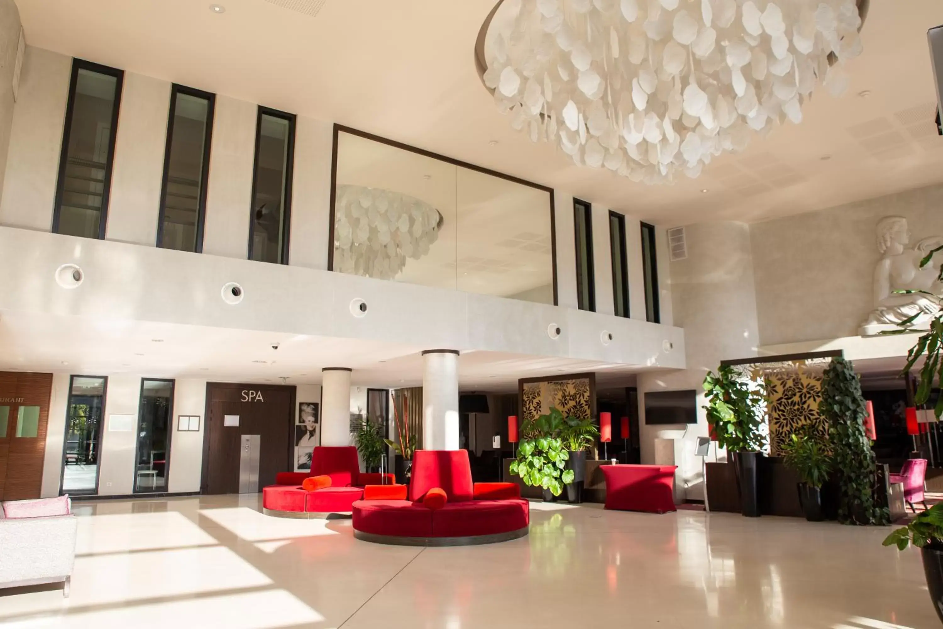 Lobby or reception, Lobby/Reception in Zenitude Relais & Spa - Paris Charles de Gaulle