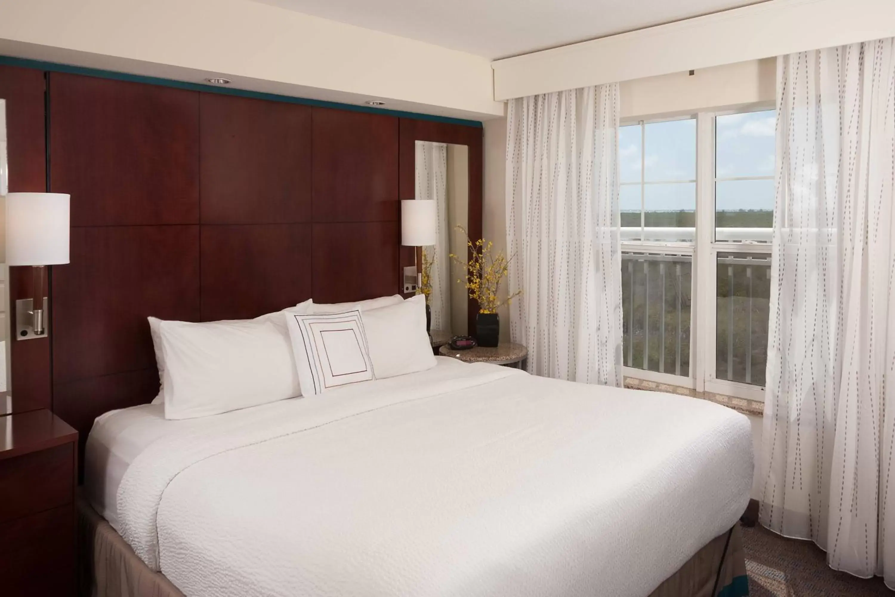 Photo of the whole room, Bed in Residence Inn Fort Myers Sanibel