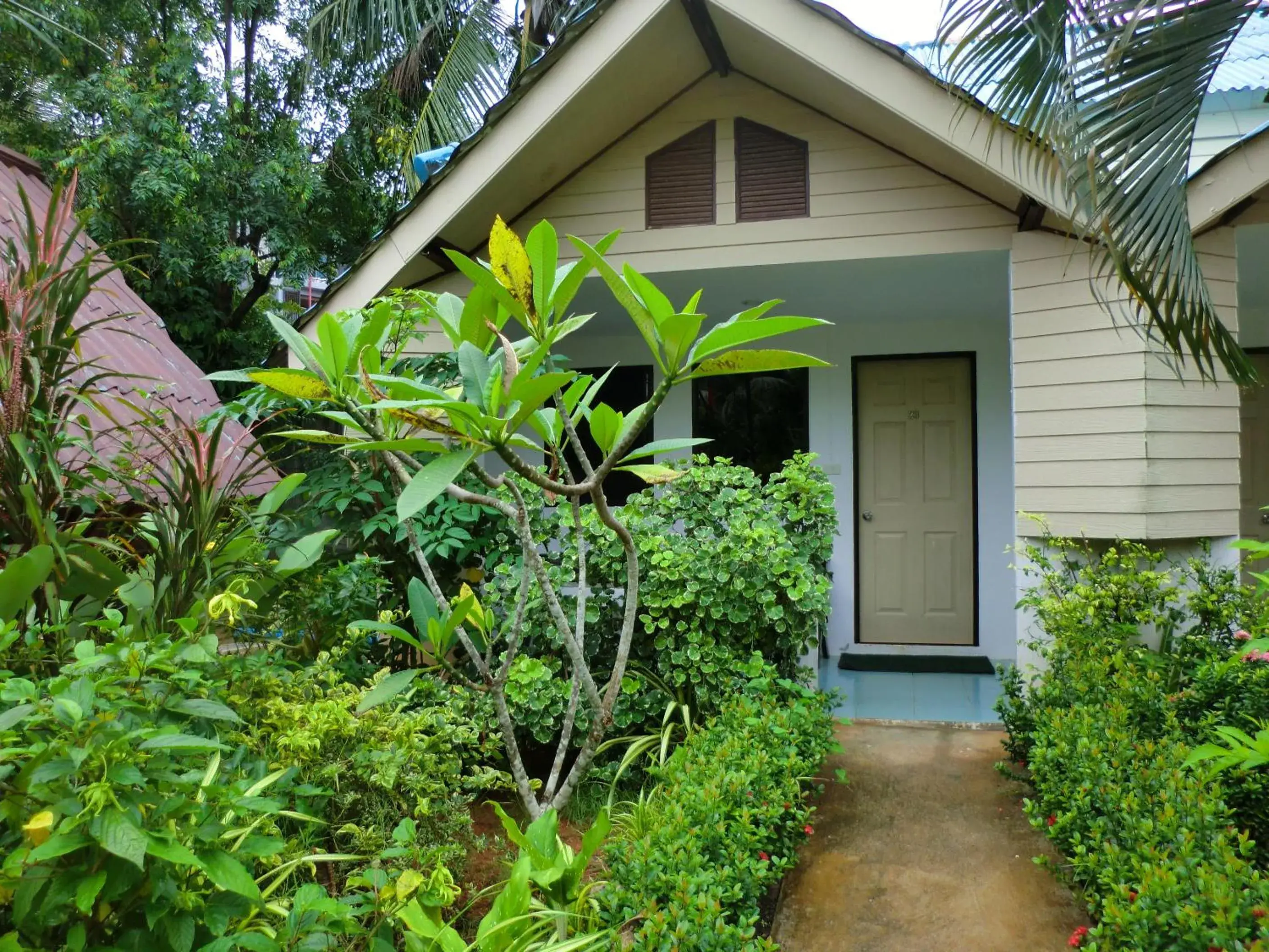 Garden in The Krabi Forest Homestay